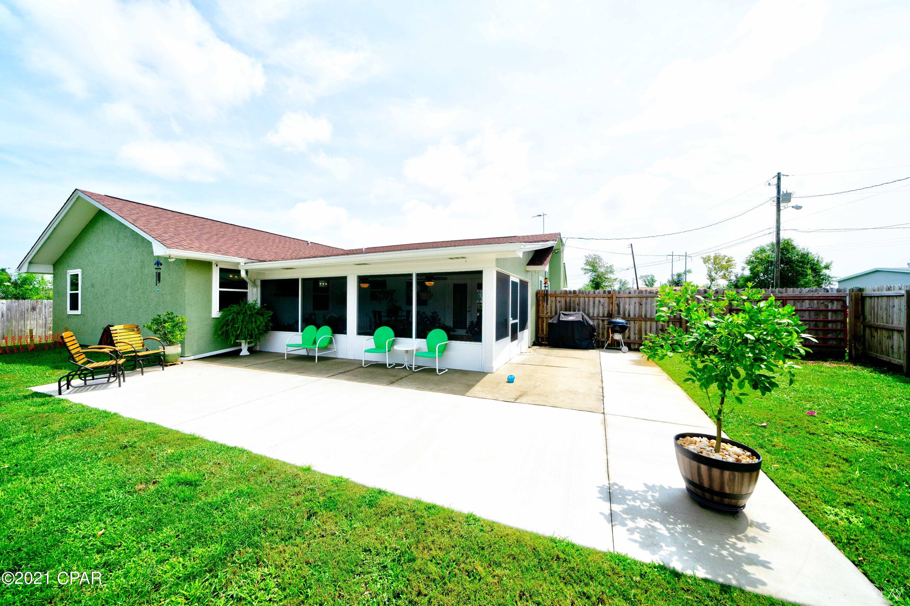 Towne & Country Lake Estates - Residential