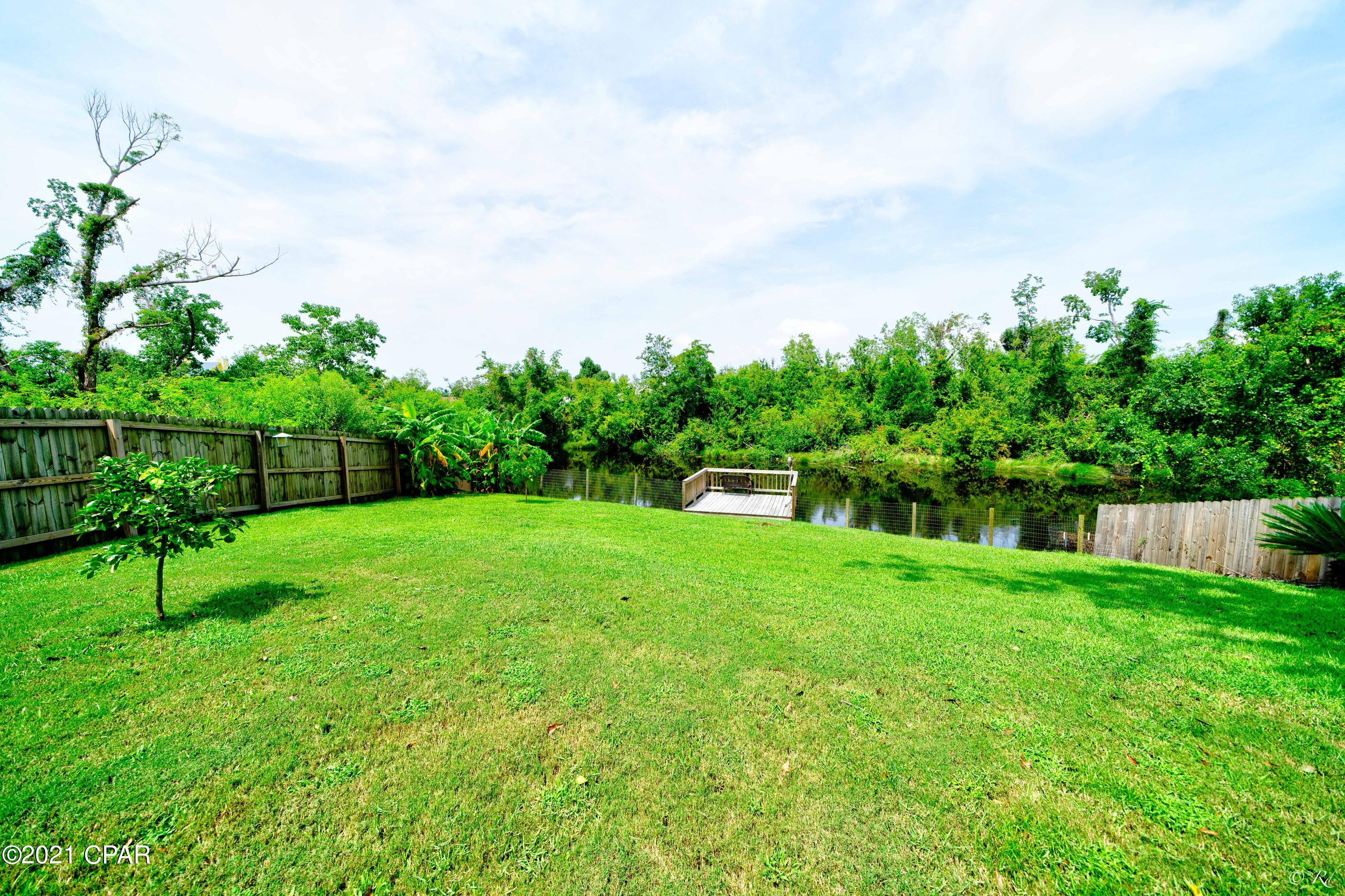 Towne & Country Lake Estates - Residential