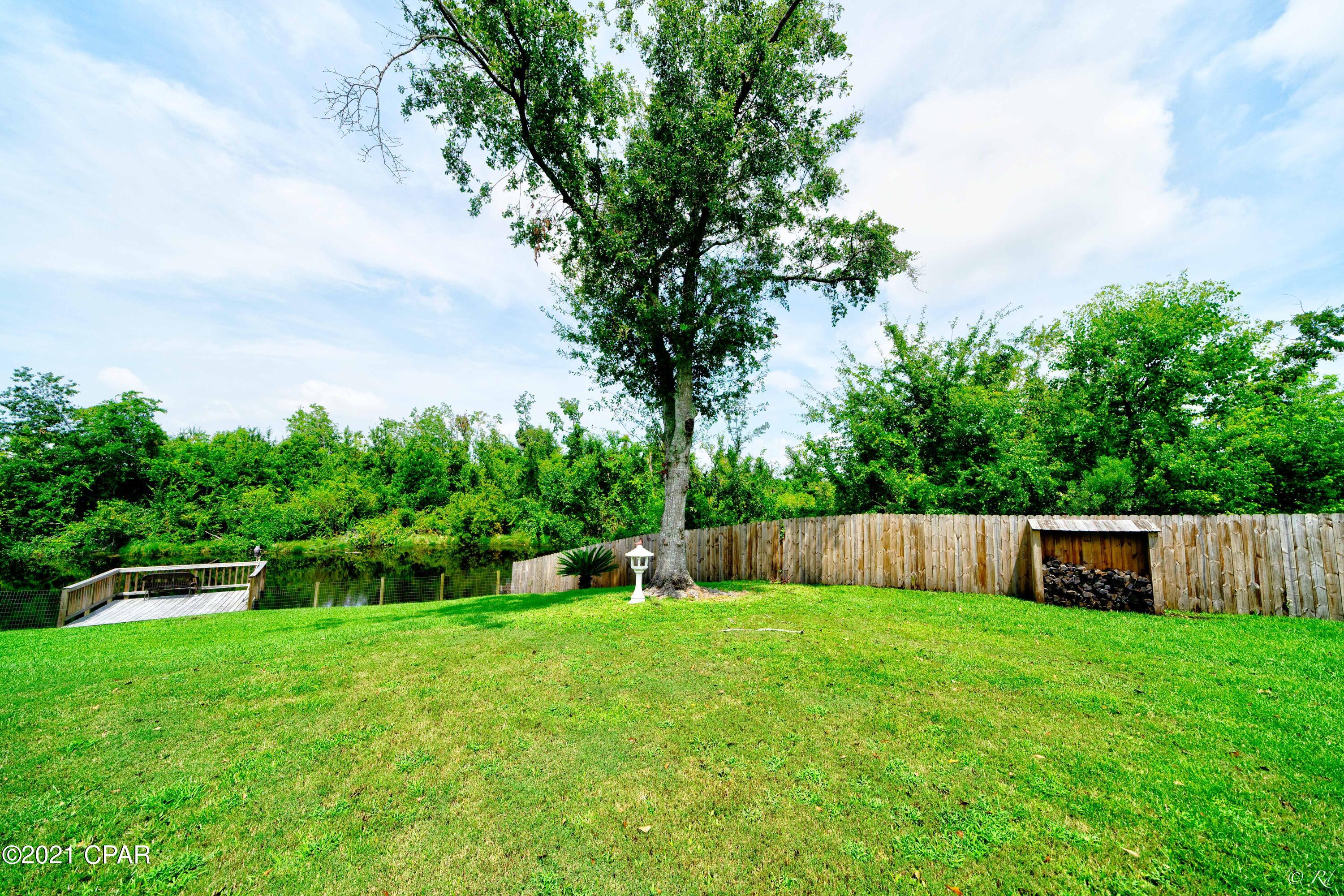 Towne & Country Lake Estates - Residential