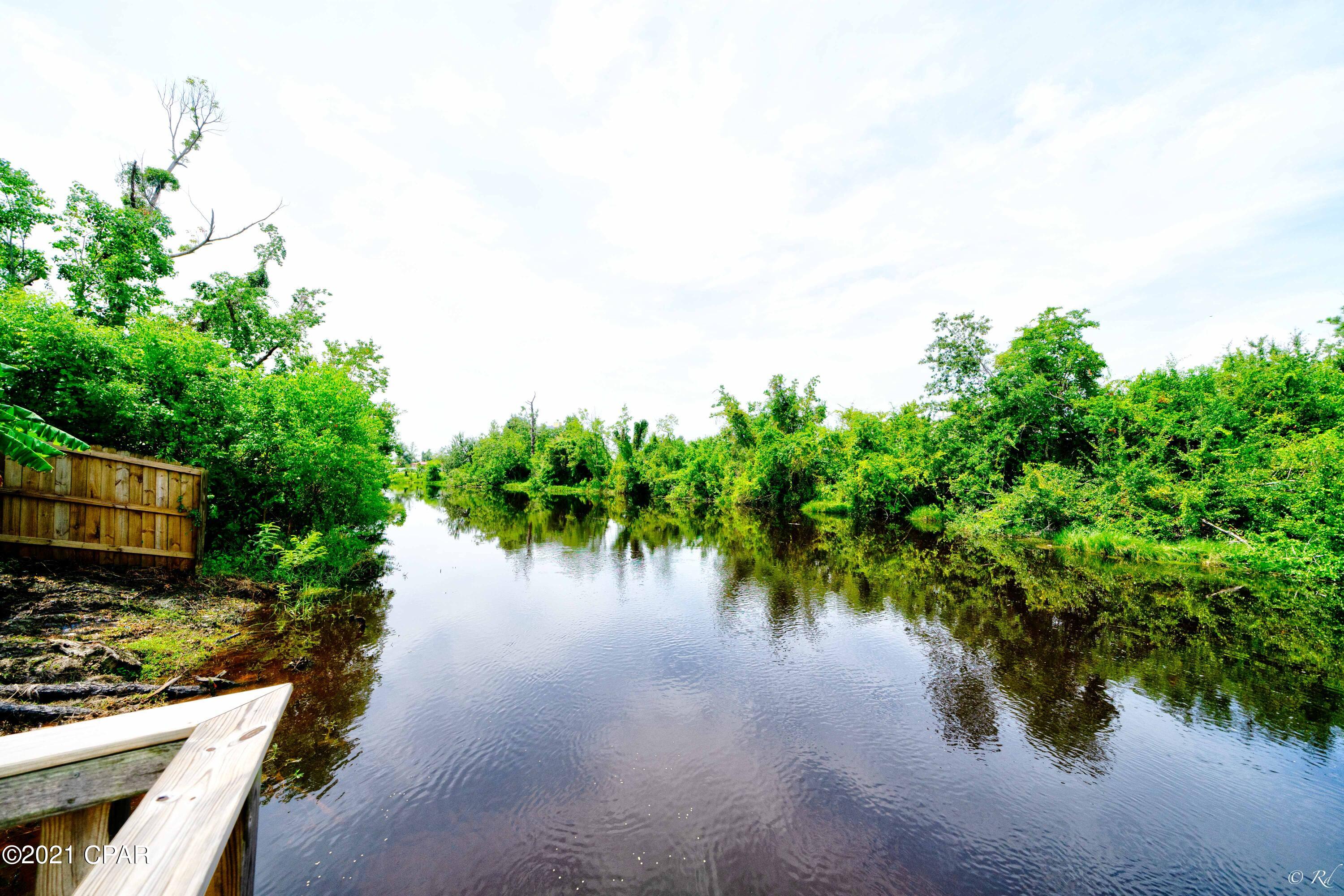 Towne & Country Lake Estates - Residential