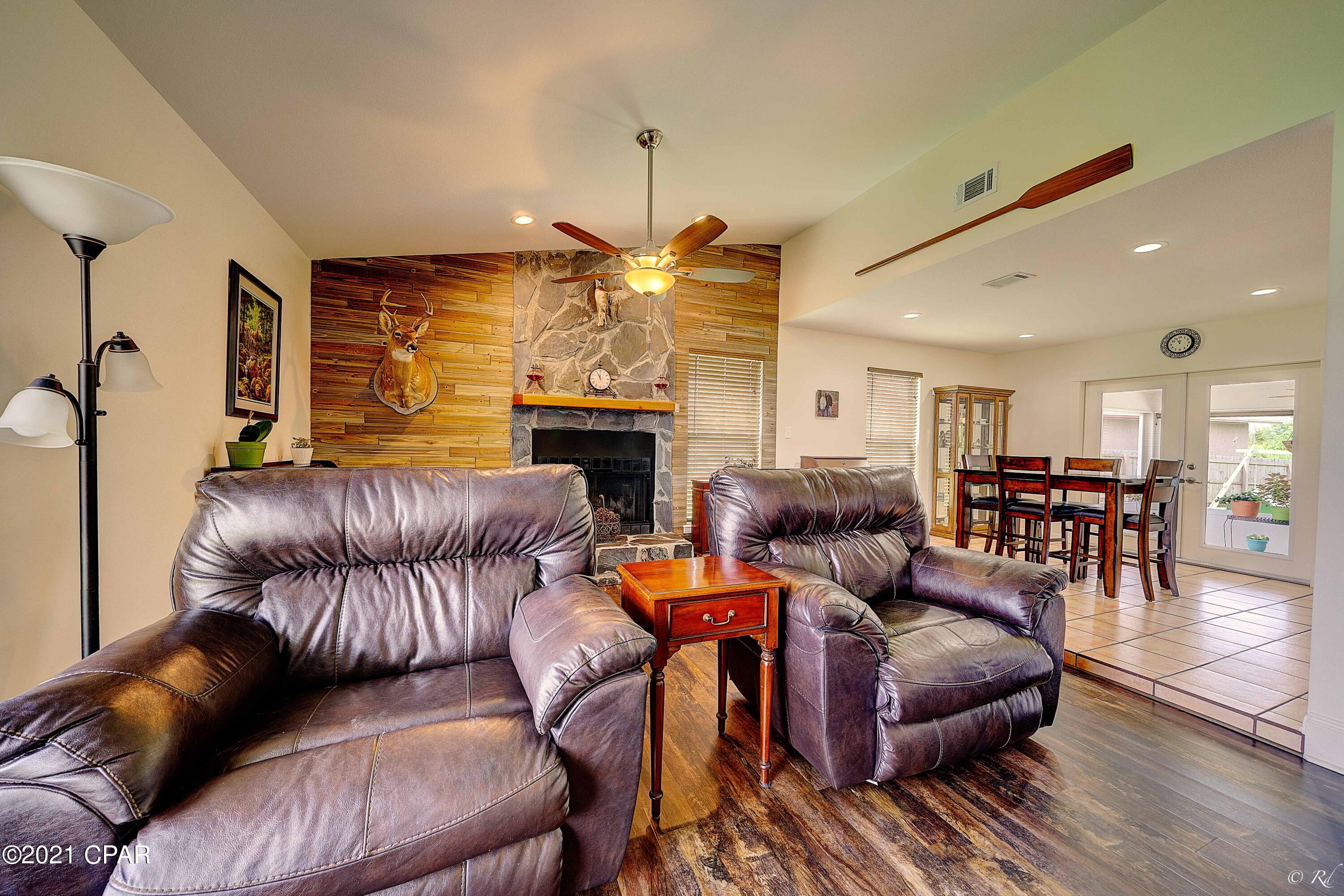 Towne & Country Lake Estates - Residential