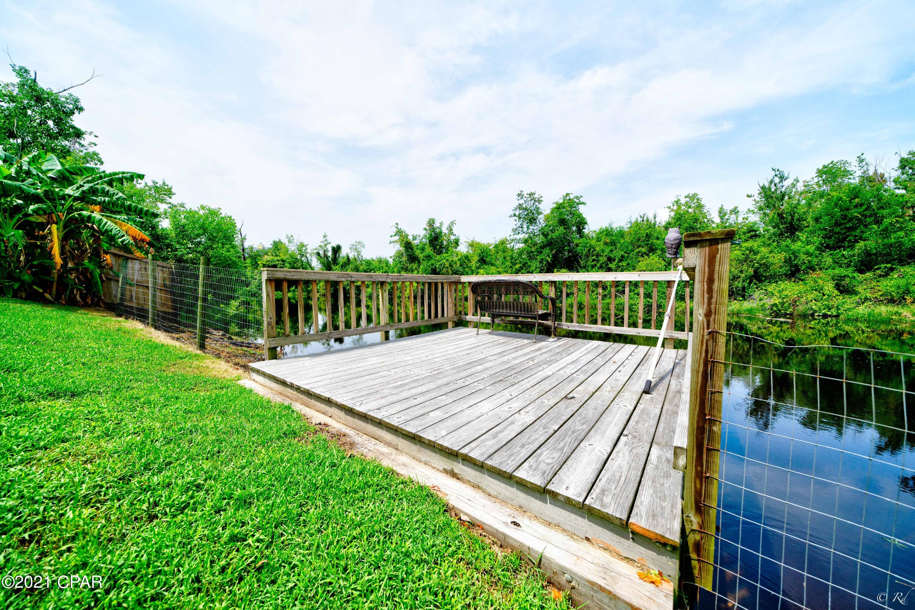 Towne & Country Lake Estates - Residential