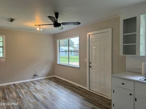 A home in Bonifay