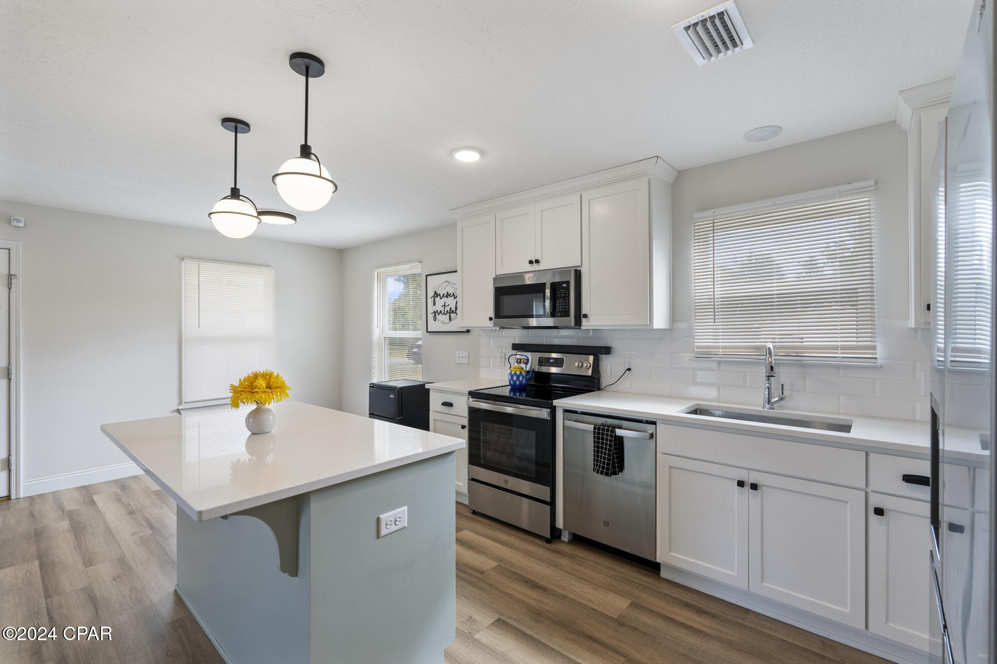 Keiths Bay Harbor Add - Residential