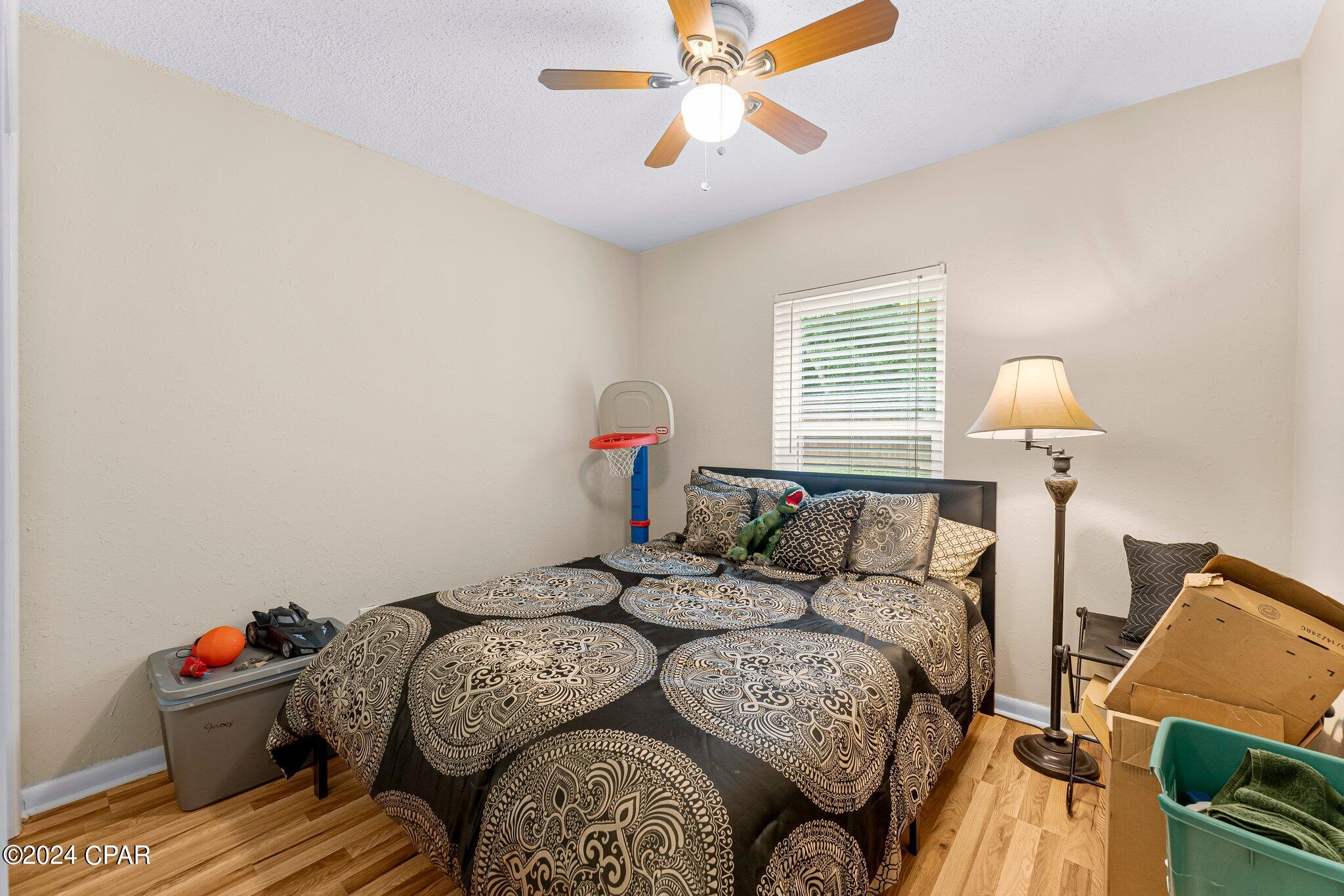 [No Recorded Subdiv] - Commercial Sale