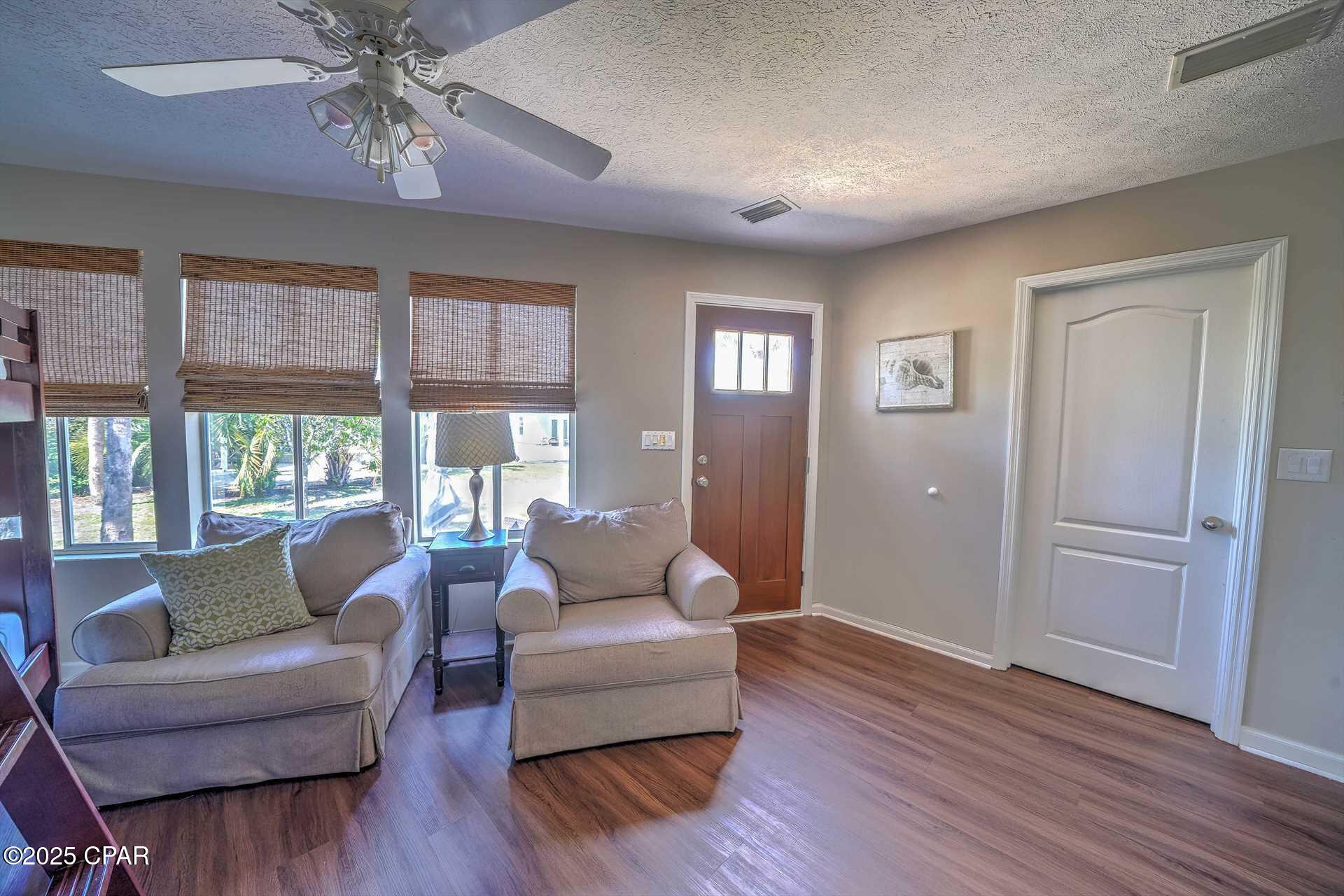 Venture Out Travel Trail - Residential