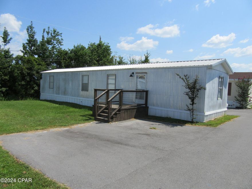 Ready for move in, remodeled 2 Bedroom 2 Bath mobile home in Lynn Haven. Washer/Dryer included, ceiling fans, central heat and air. All property sizes and ages are approximate, please measure and/or verify if important.

School assignments are subject to change, please check with Bay County for most accurate information.

Deposit is the same as the rent. Pets NOT Allowed!