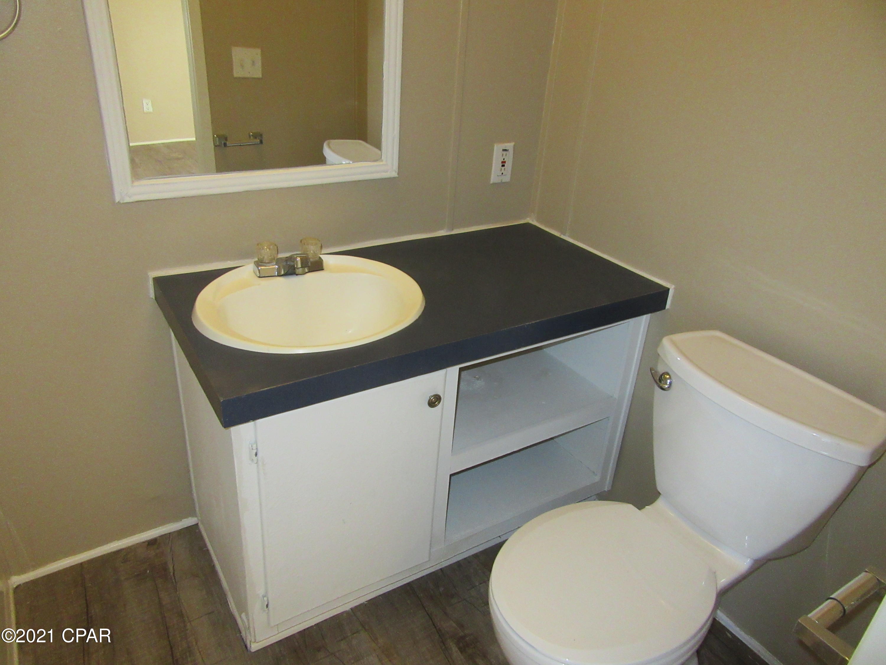 [No Recorded Subdiv] - Residential Lease