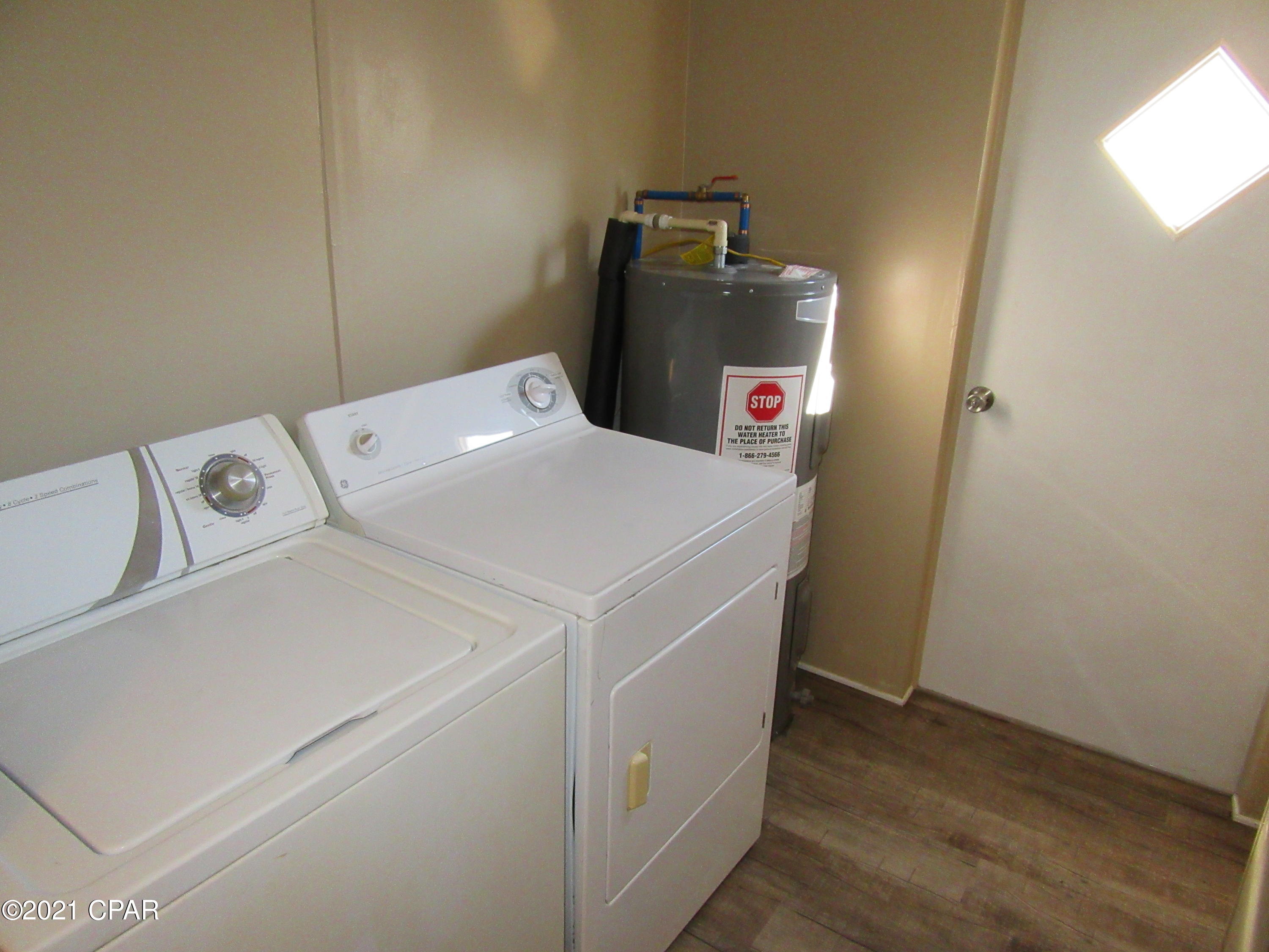 [No Recorded Subdiv] - Residential Lease