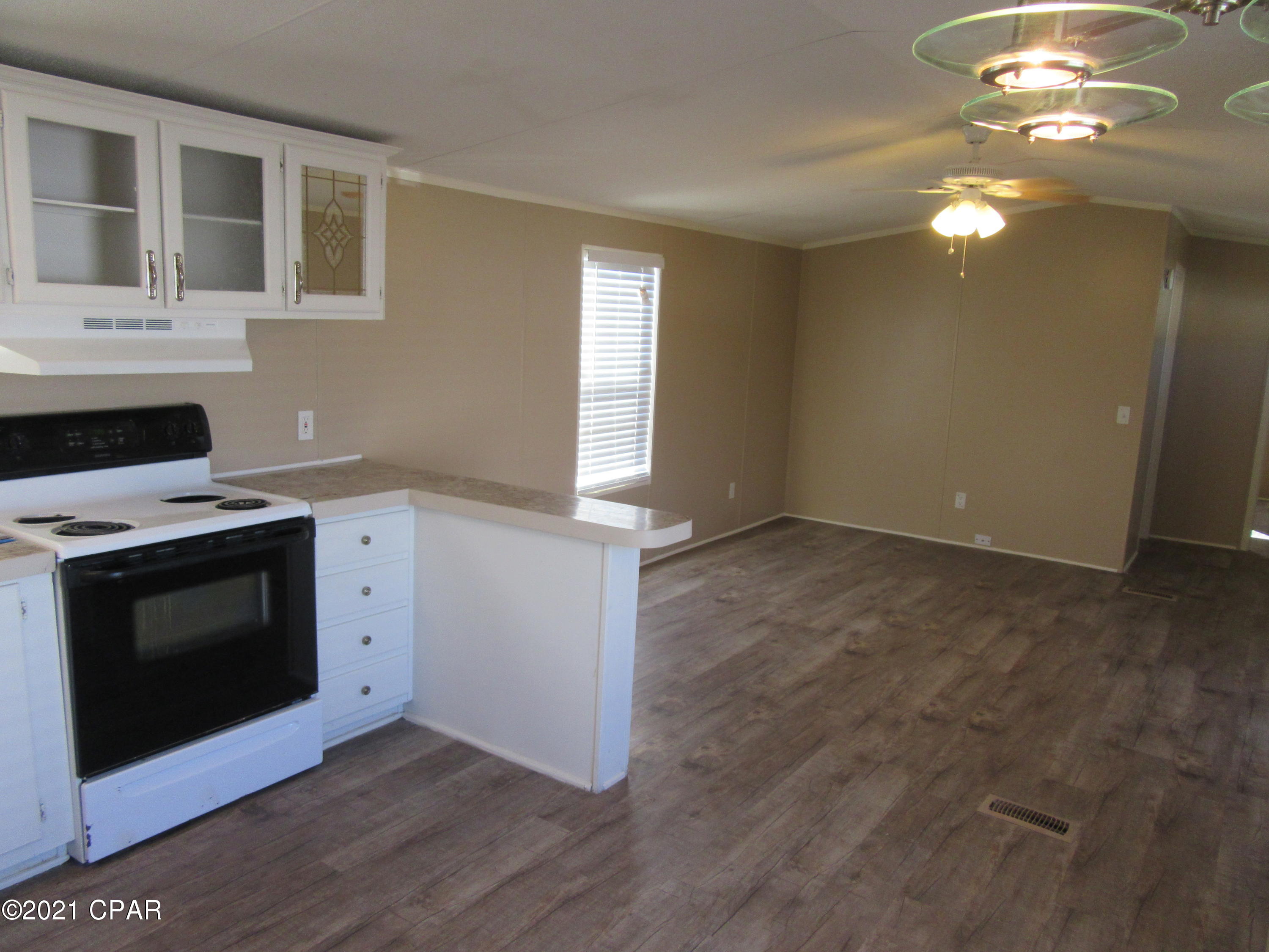 [No Recorded Subdiv] - Residential Lease