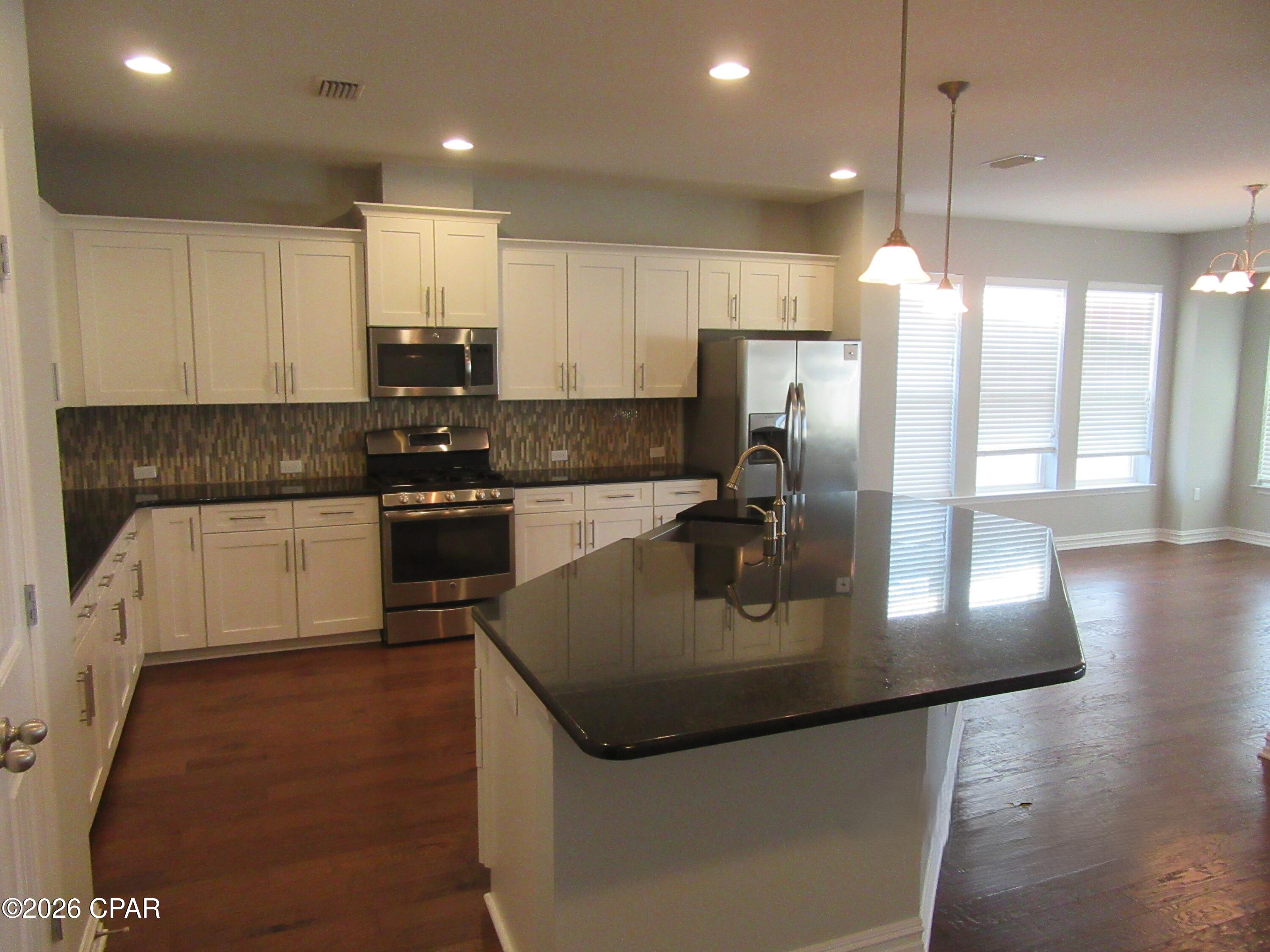 [No Recorded Subdiv] - Residential Lease