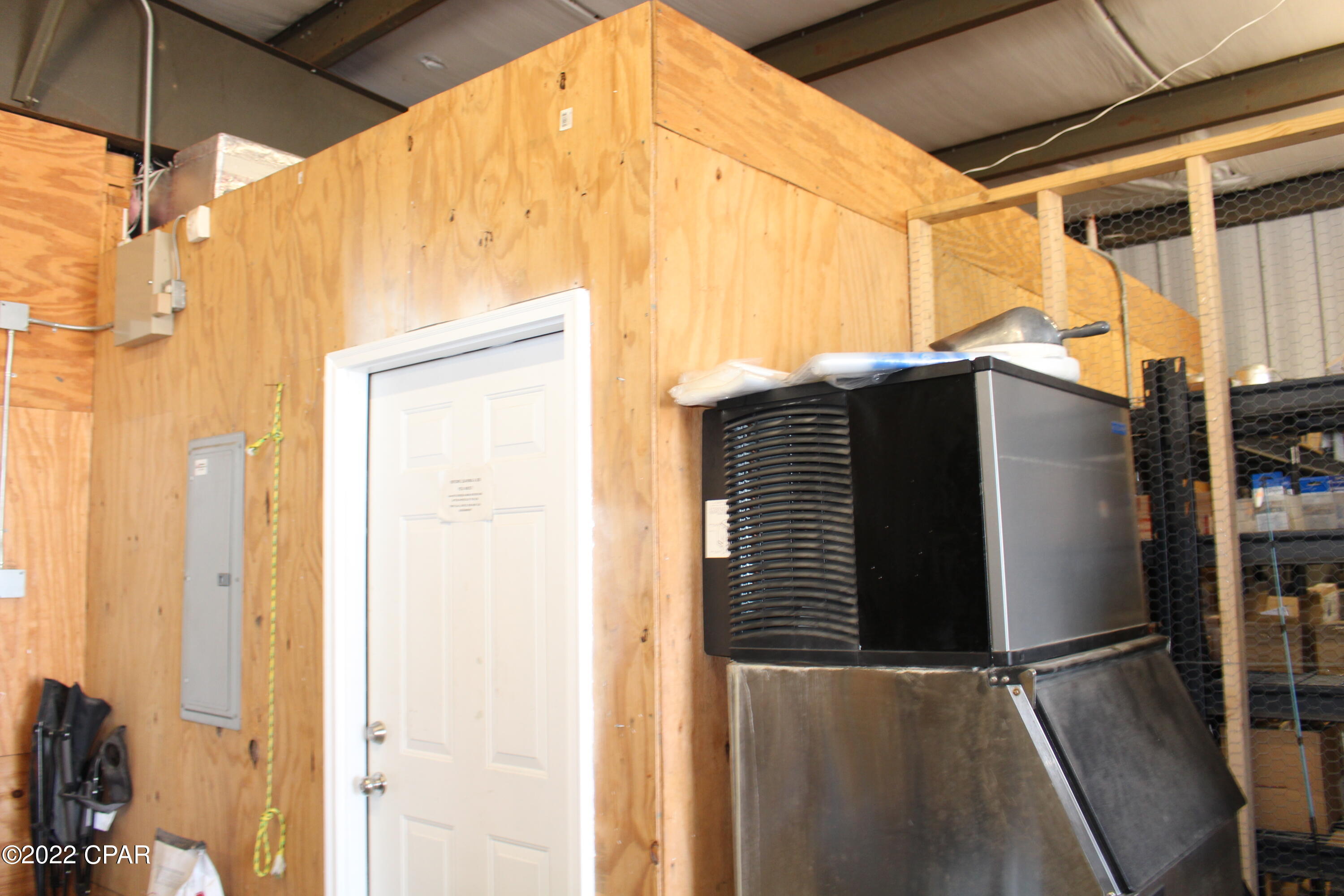 M&B - Commercial Sale