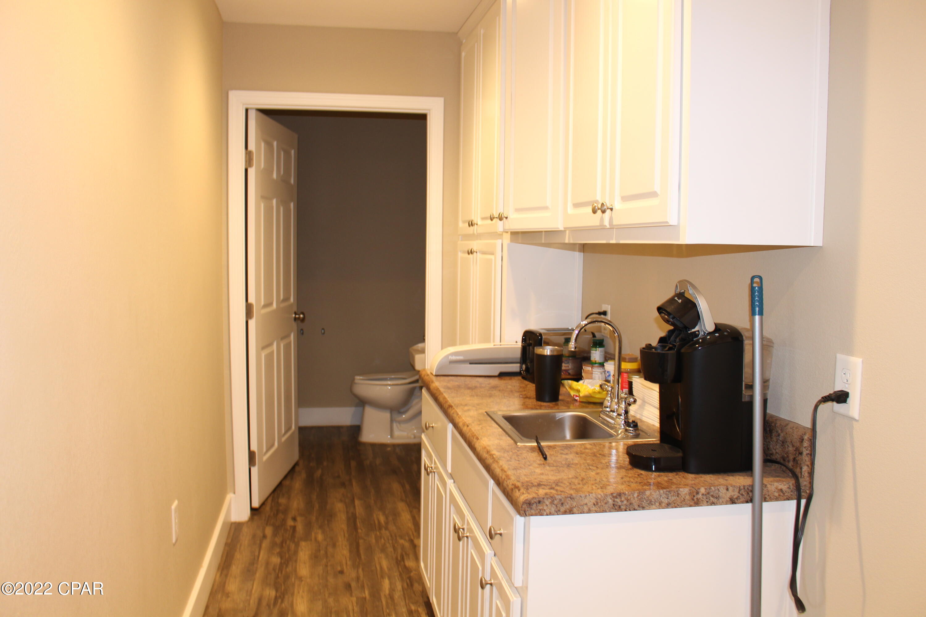 M&B - Commercial Sale