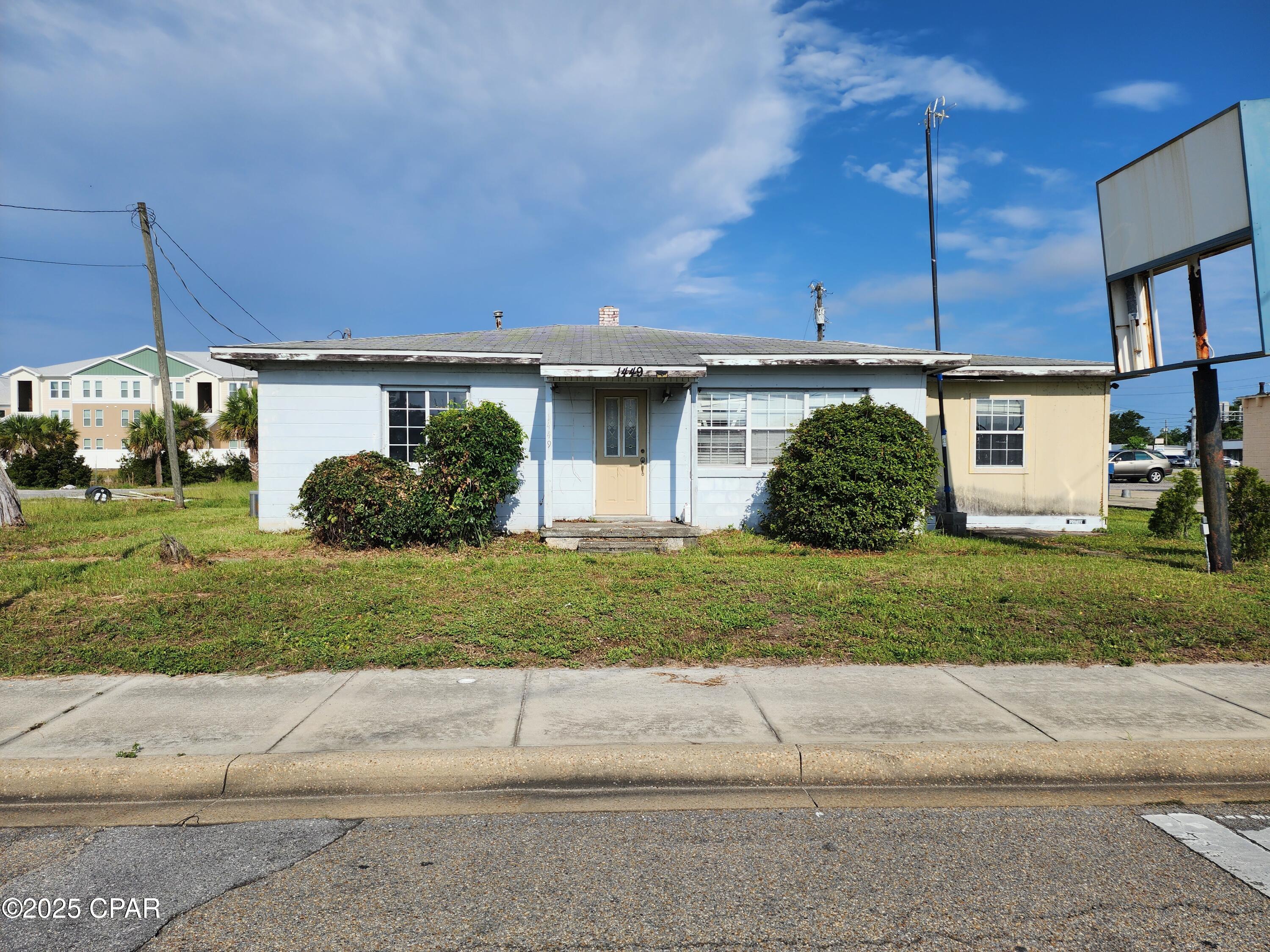 Segler - Commercial Sale