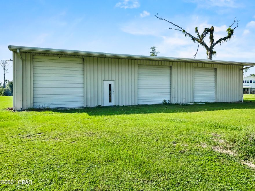 For Comp Purposes Only



Vacant land containing a 40X80 workshop and a 72 X 40 new pole barn on approximately 6.61 acres on South Bear Creek Road.