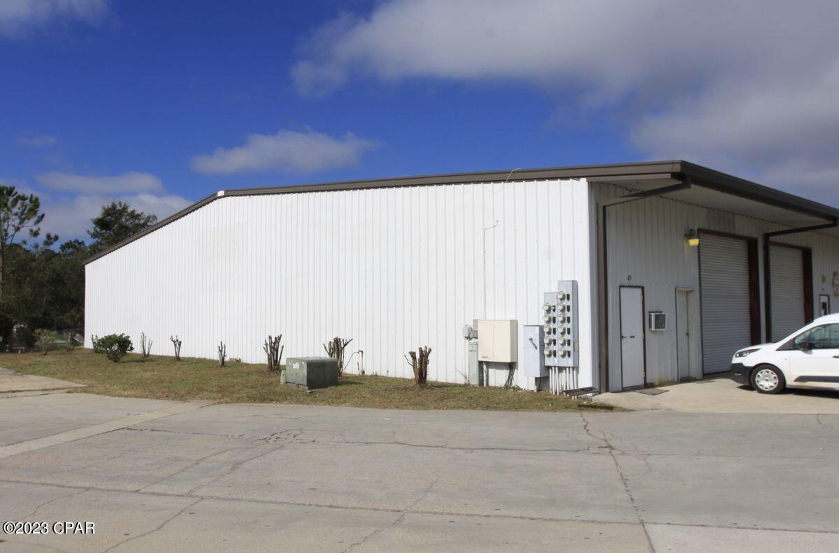 No Named Subdivision - Commercial Lease