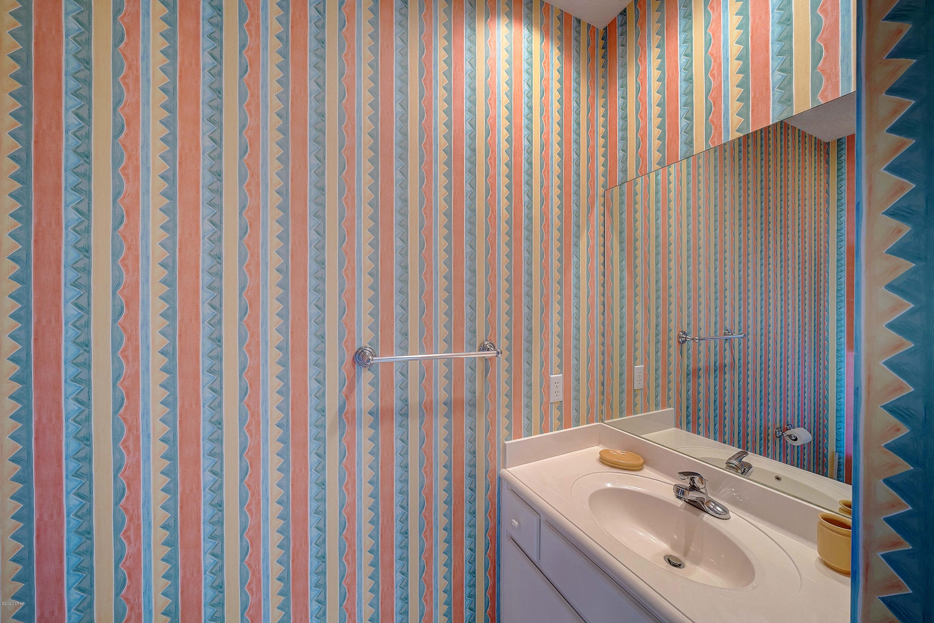 Laguna Beach Estates 3rd Add - Residential