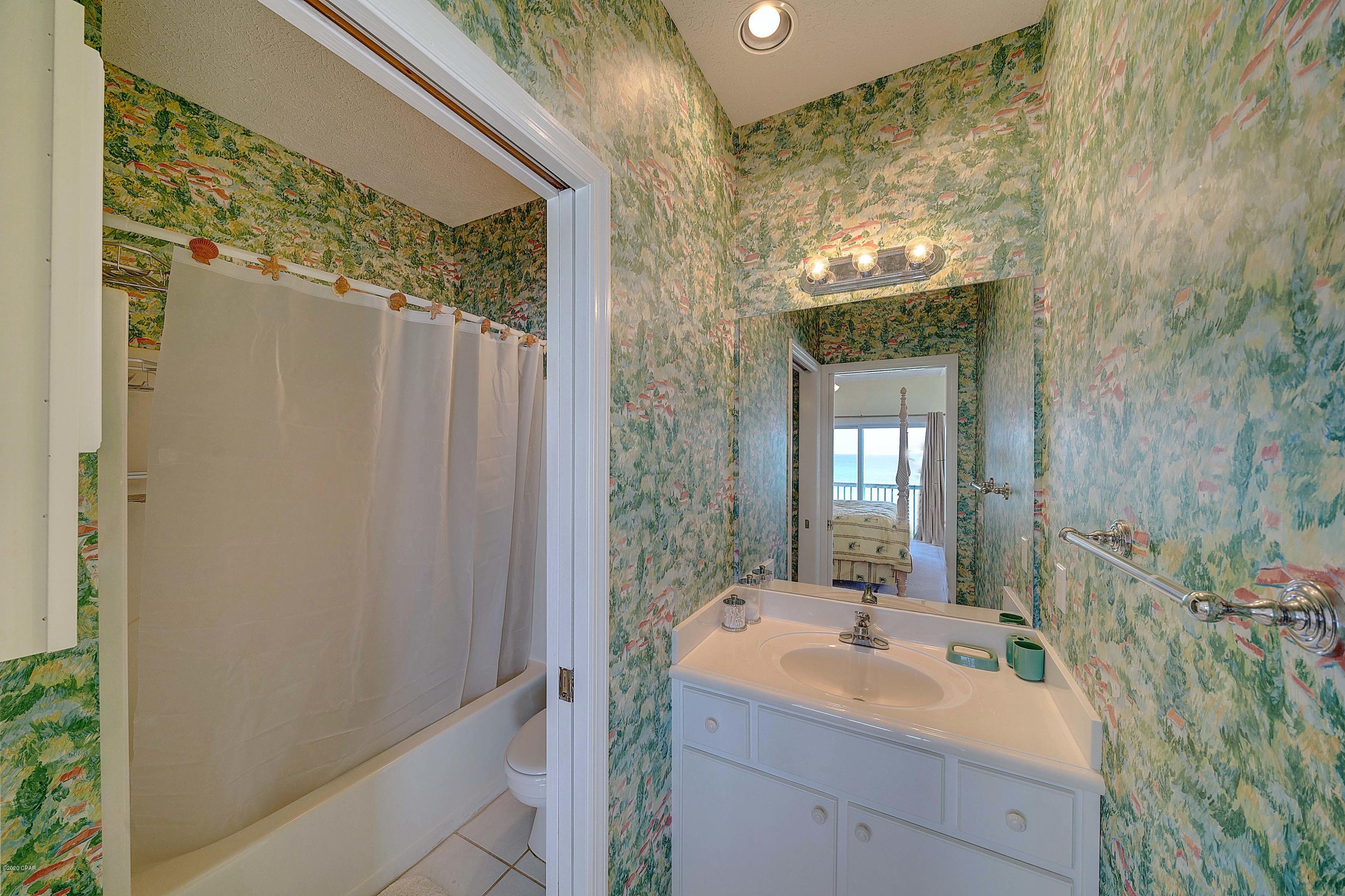 Laguna Beach Estates 3rd Add - Residential