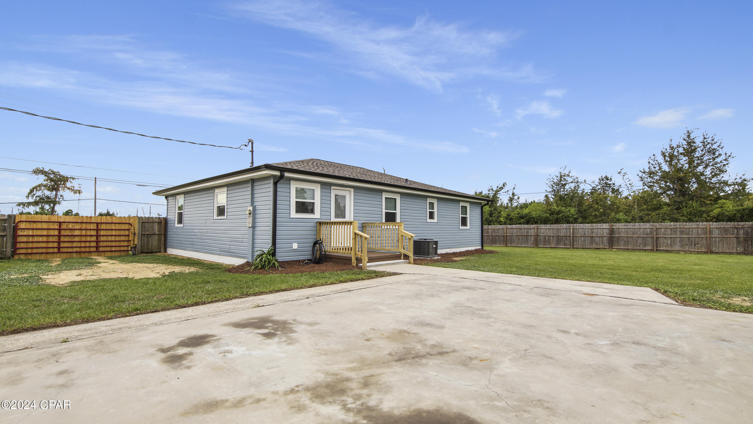 [No Recorded Subdiv] - Residential