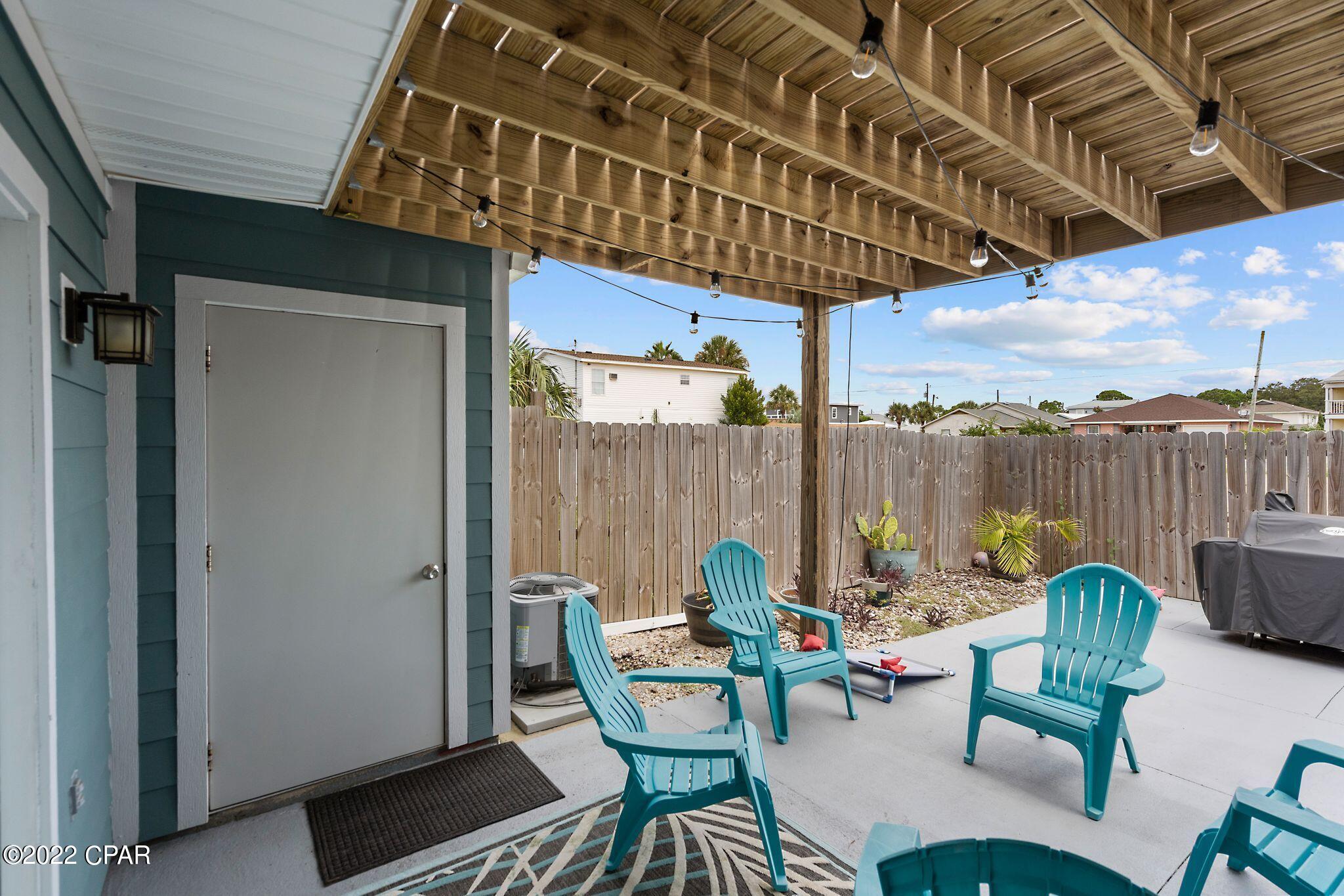 Gulf Lagoon Beach - Residential