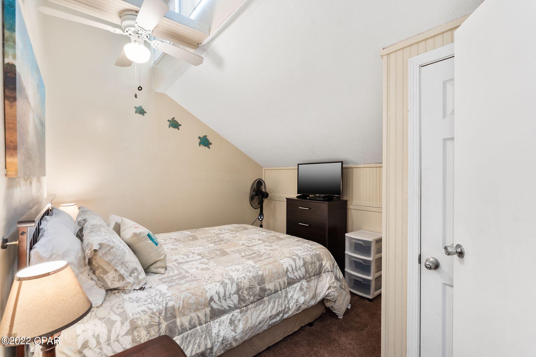 Gulf Lagoon Beach - Residential