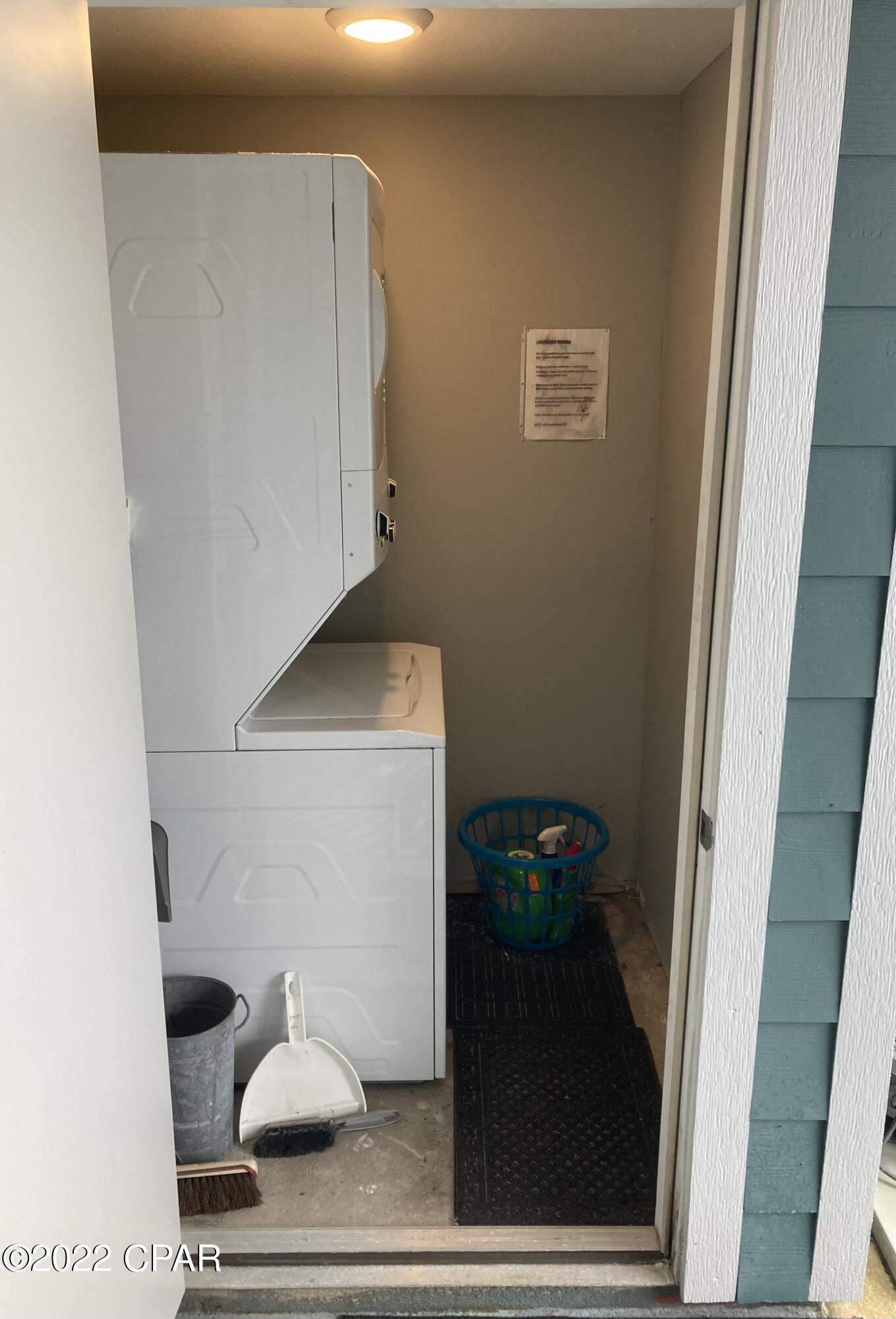 Gulf Lagoon Beach - Residential