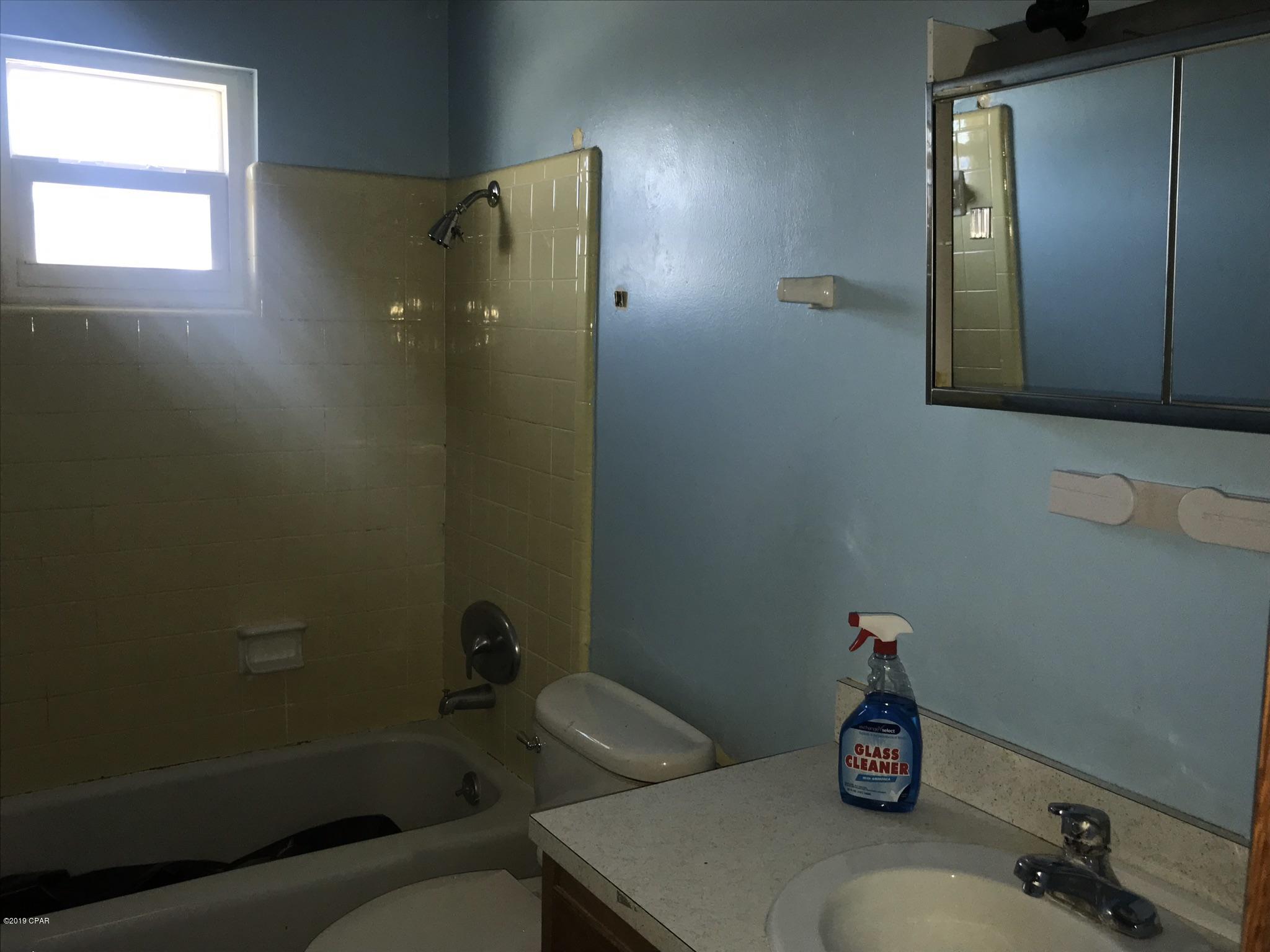 Lannie Rowe Lake Estates U-8 - Residential