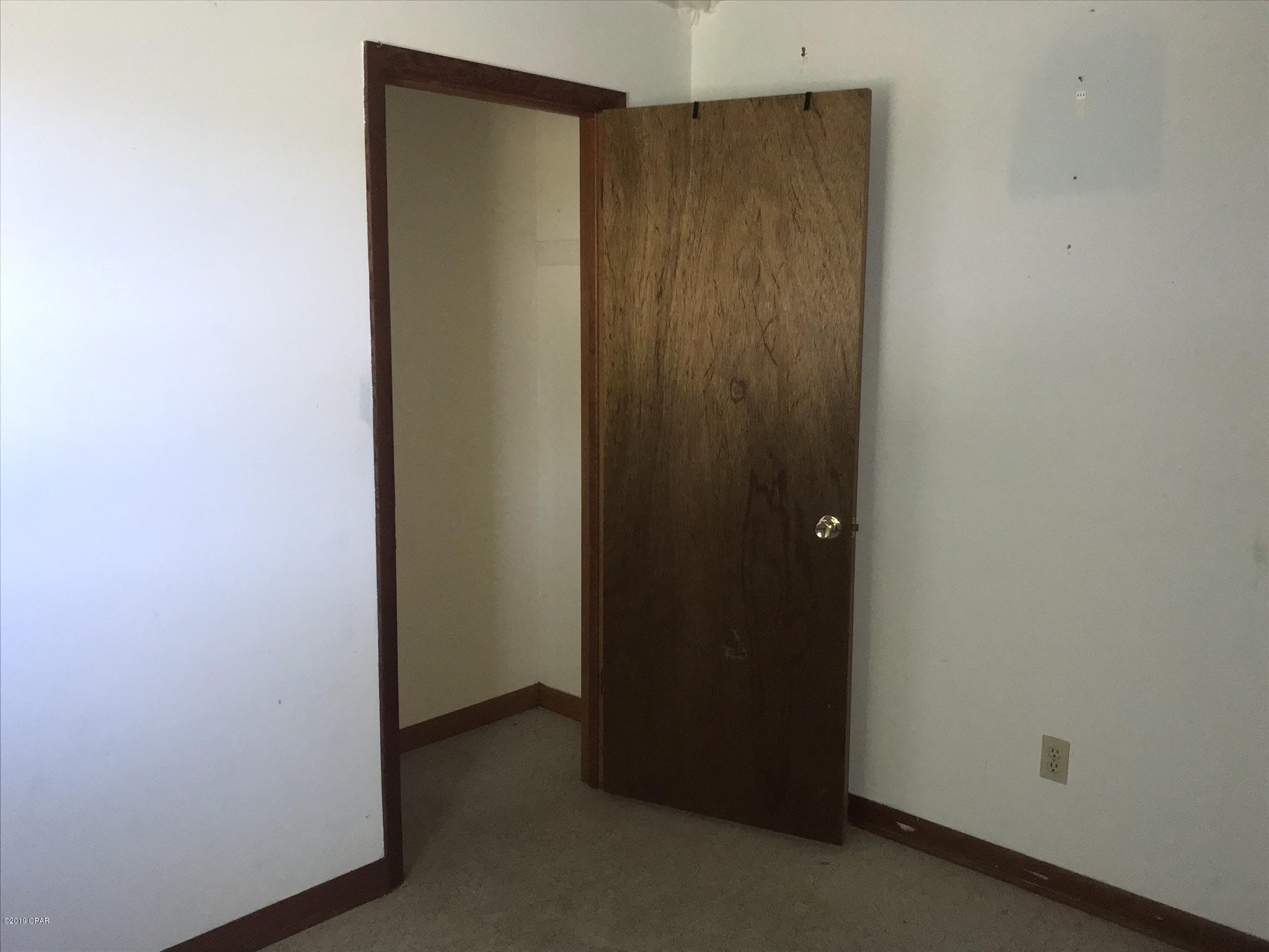 Lannie Rowe Lake Estates U-8 - Residential