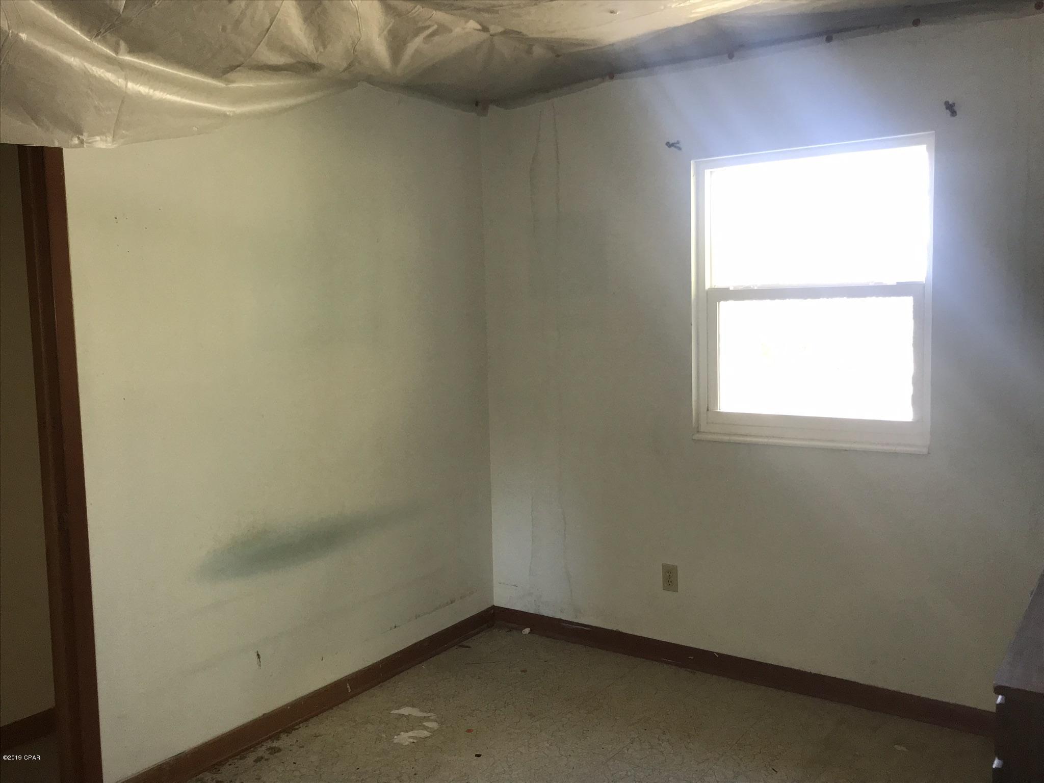 Lannie Rowe Lake Estates U-8 - Residential