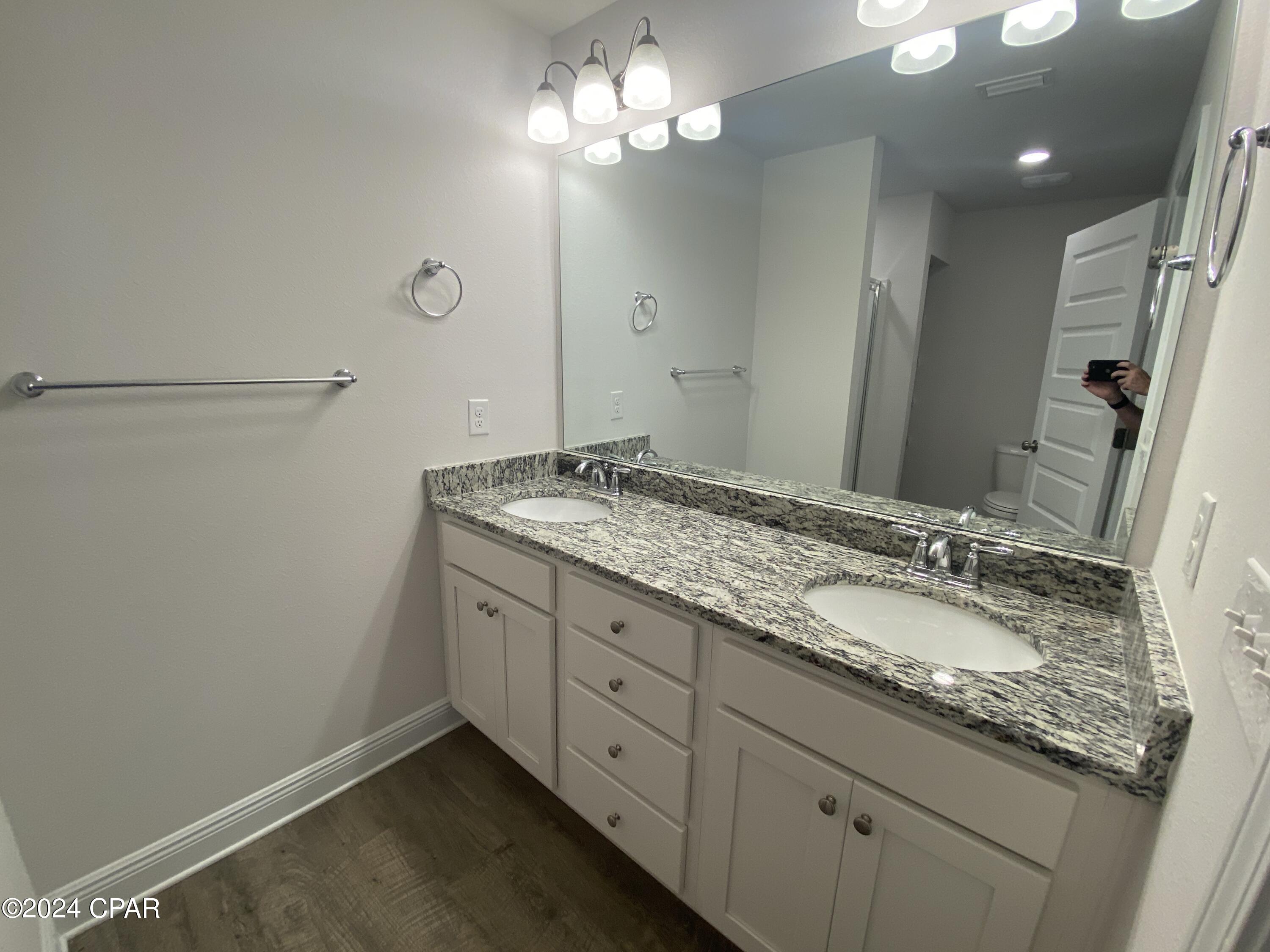 Landins Landing - Residential Lease