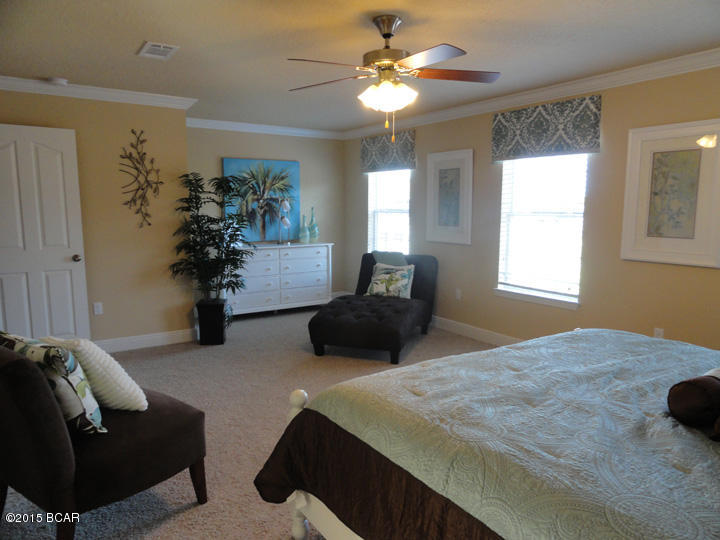 Magnolia Bay Club - Residential