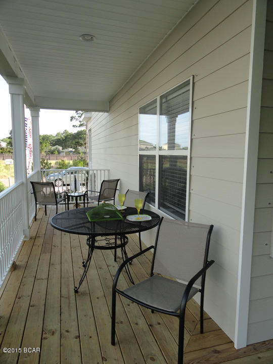 Magnolia Bay Club - Residential