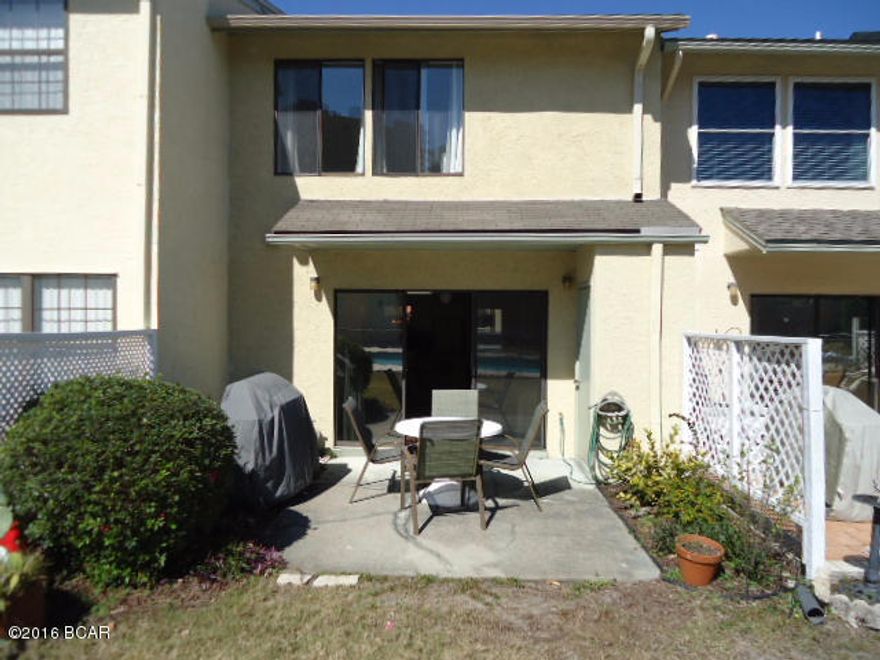 Location! Location! Location!  This two bedroom, 2 1/2 bath unit is fully furnished and available for 6+ month lease.  This unit is located in  Gulf Highlands,and is walking distance to the beautiful Gulf of Mexico! There is also a swimming pool right off the patio!  This is a must see unit! 



Application must be received prior to  showing.