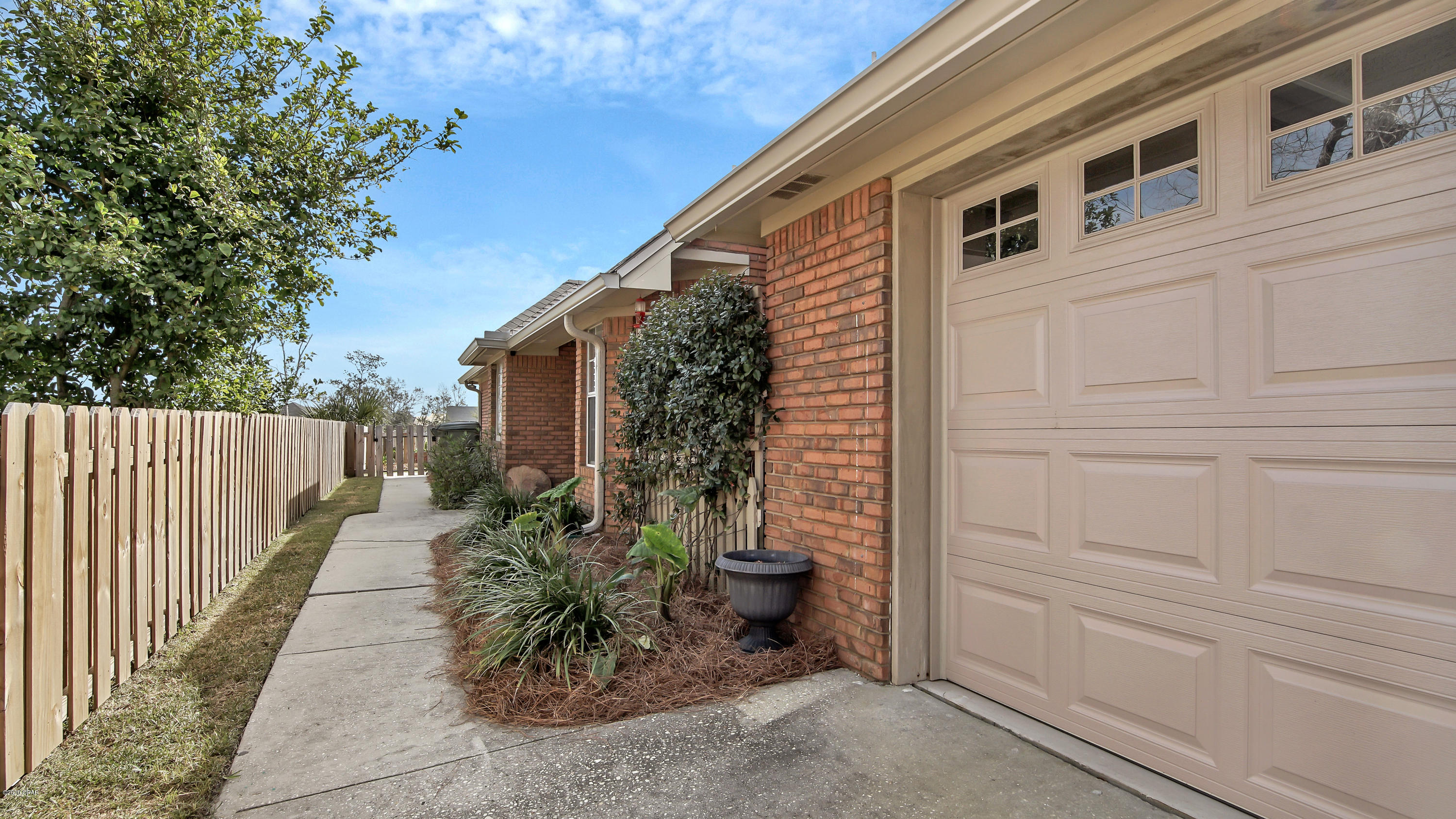 Country Club Harbour Estates - Residential