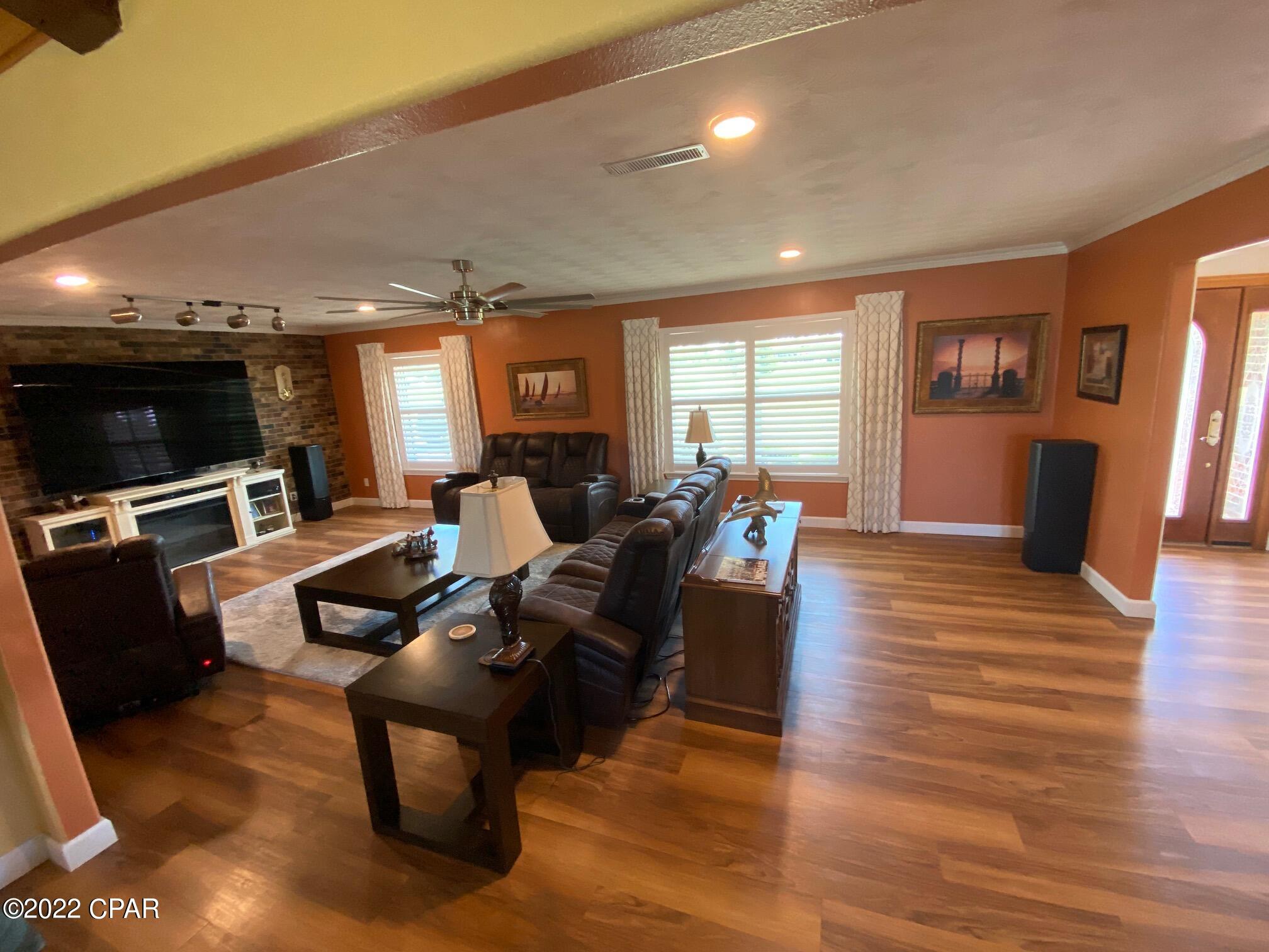 [No Recorded Subdiv] - Land