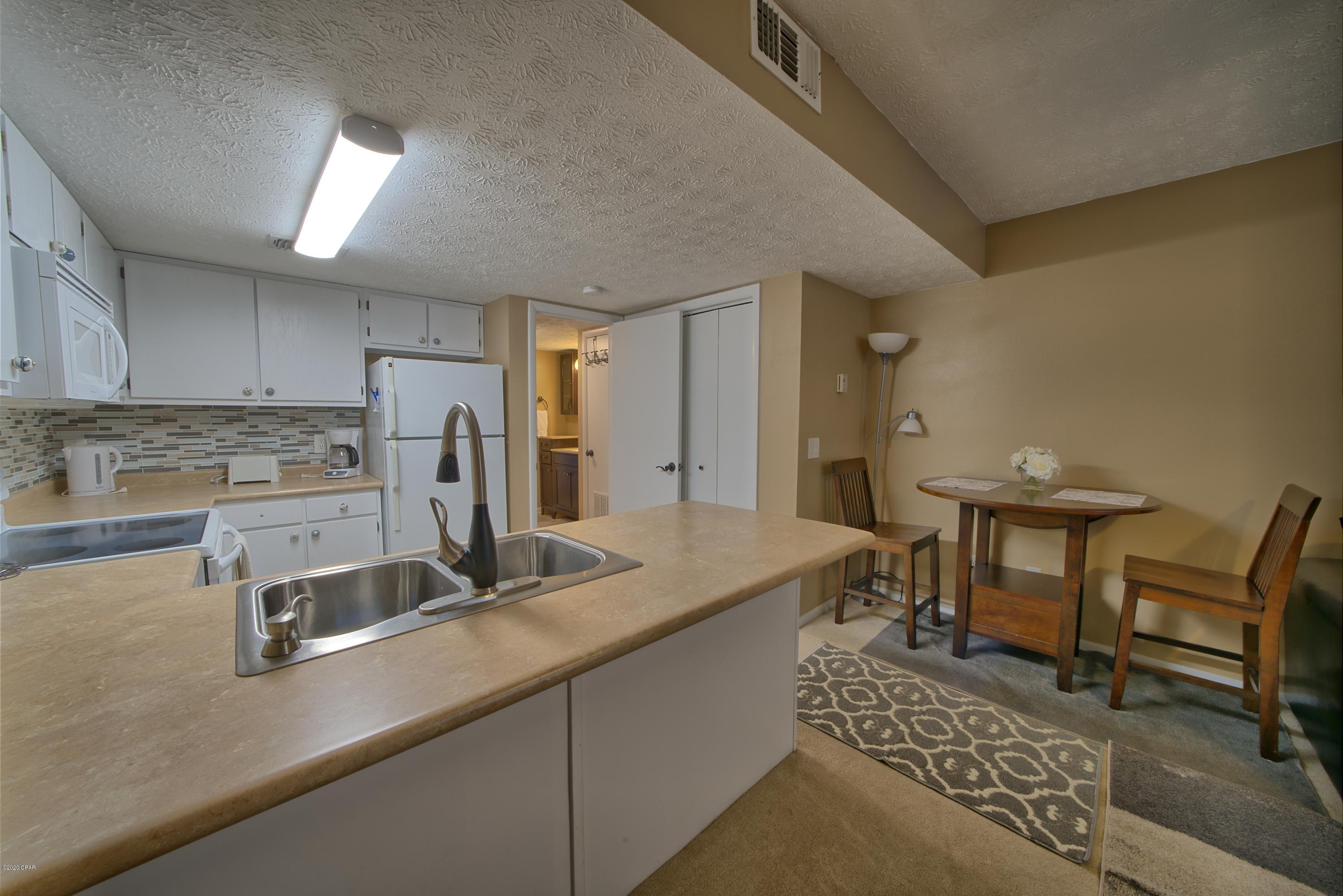 Hidden Lagoon - Residential