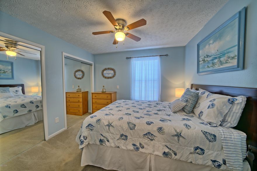 Elegant 1 Bed/1 Bath, fully furnished turn-key apartment with no work needed! Recently remodeled top to bottom, beautifully decorated and move in ready condo in the quiet Hidden Lagoon community just north off North Lagoon Dr. New roof on building. Great location! Within minutes from the beach, shopping and entertainment, Publix, Winn-Dixie, popular restaurants like Capt. Anderson's and Billy's Oyster Bar, beautiful Saint Andrews State Park.