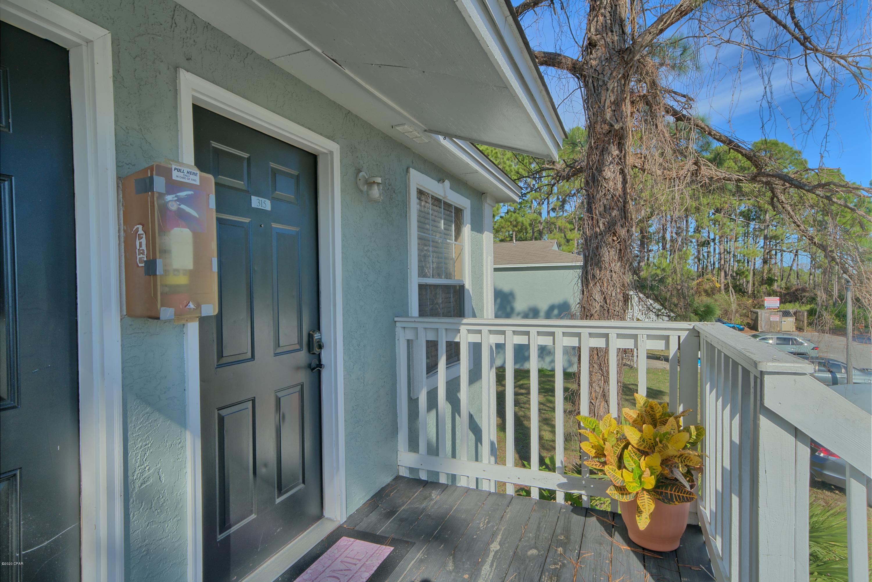 Hidden Lagoon - Residential
