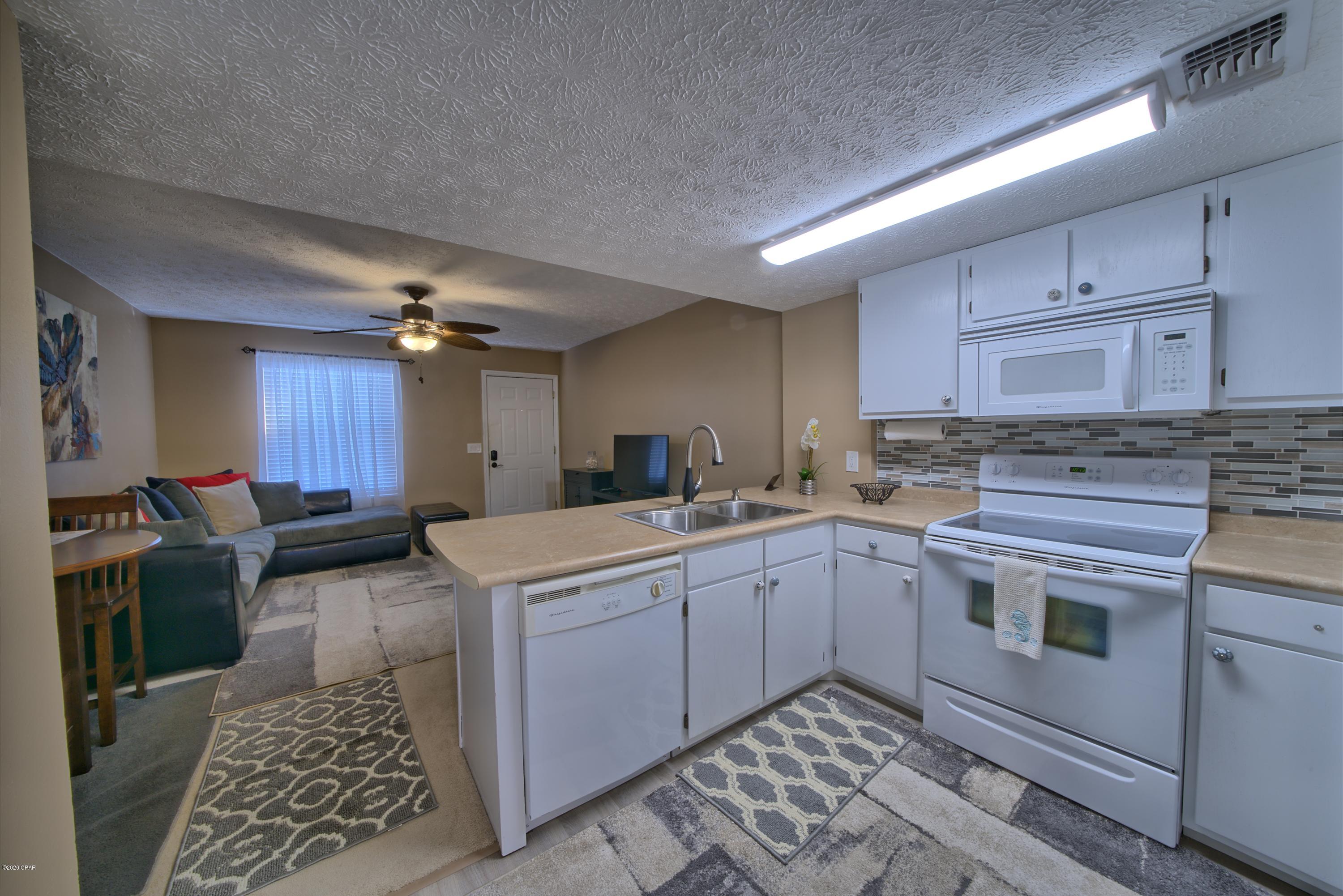 Hidden Lagoon - Residential