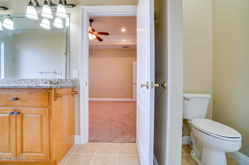 Kirkland Manor - Residential