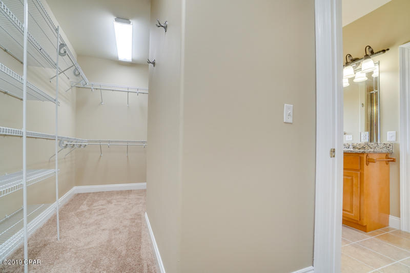 Kirkland Manor - Residential