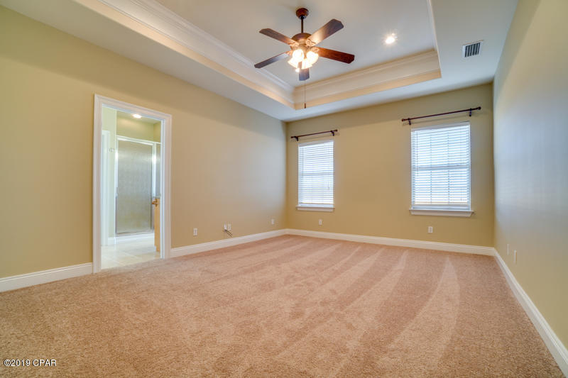 Kirkland Manor - Residential