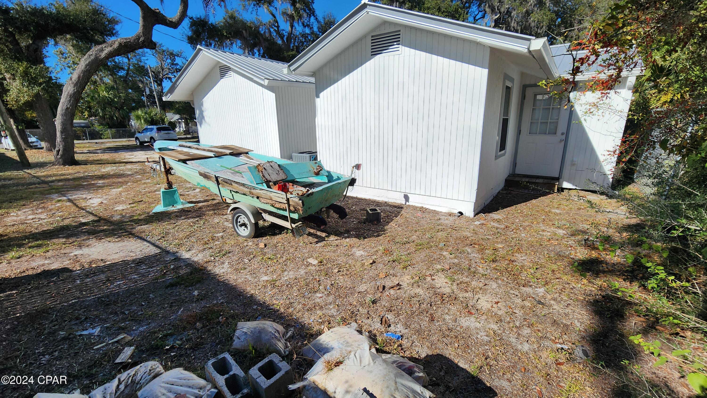 [No Recorded Subdiv] - Residential Lease