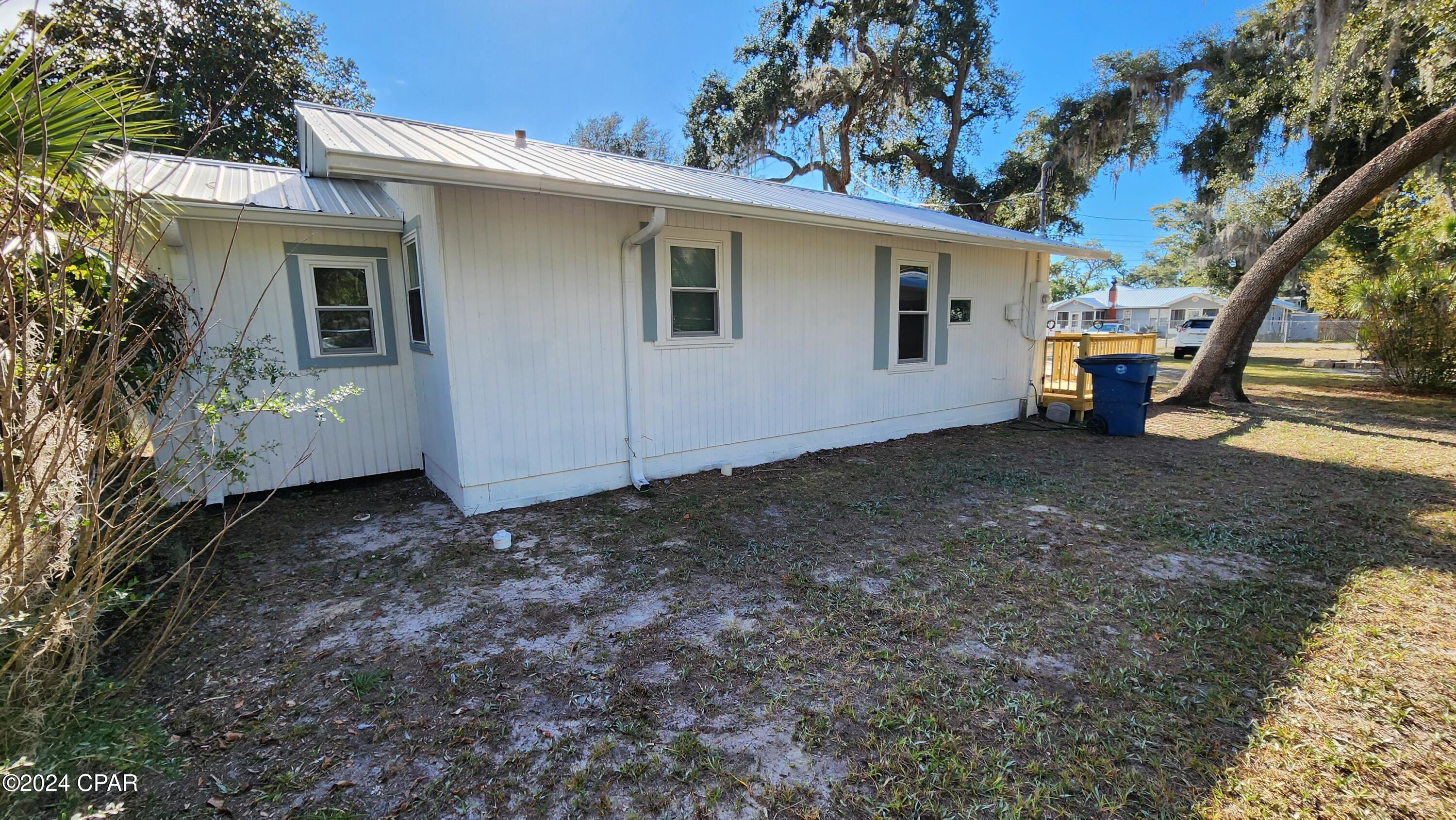 [No Recorded Subdiv] - Residential Lease