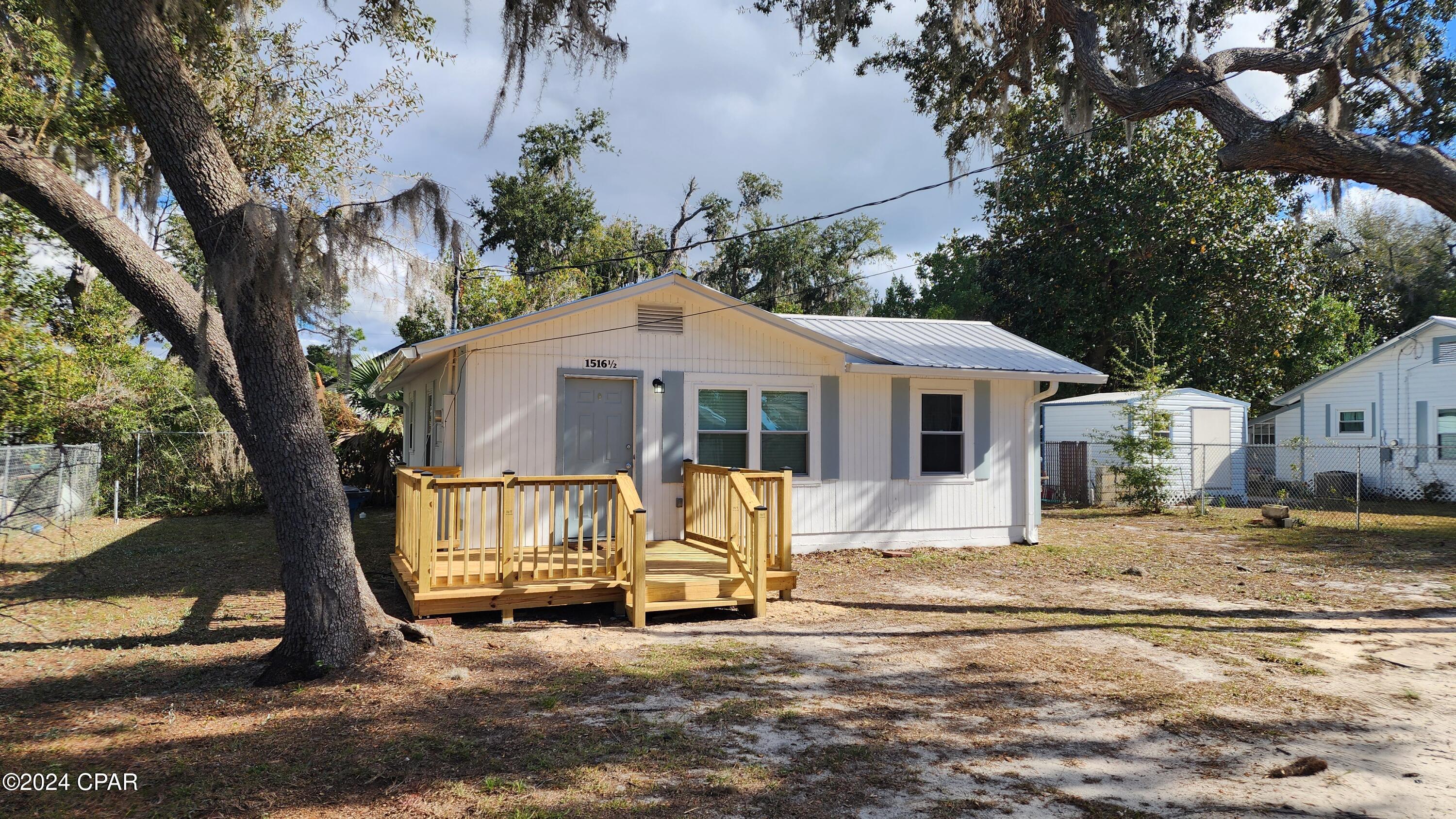 [No Recorded Subdiv] - Residential Lease