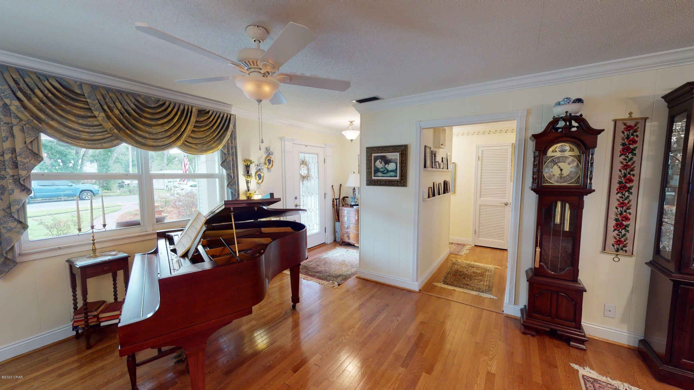 [No Recorded Subdiv] - Residential