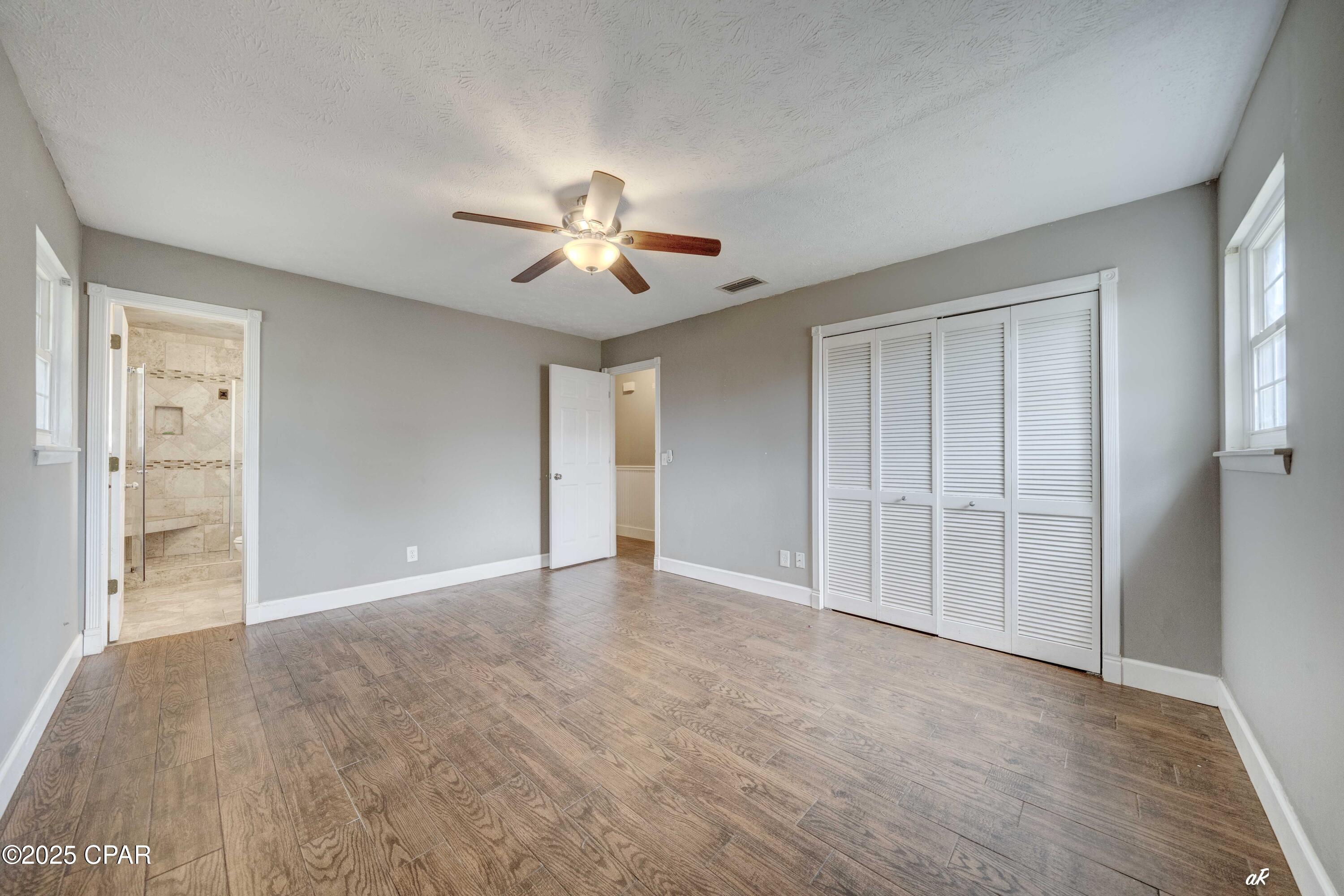 Venetian Villa 1st Add Replat - Residential