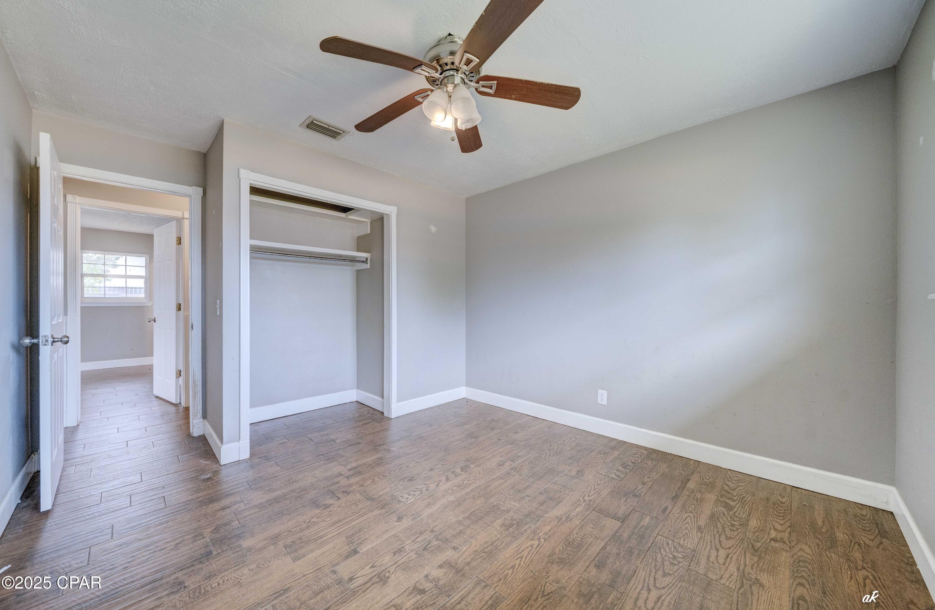 Venetian Villa 1st Add Replat - Residential