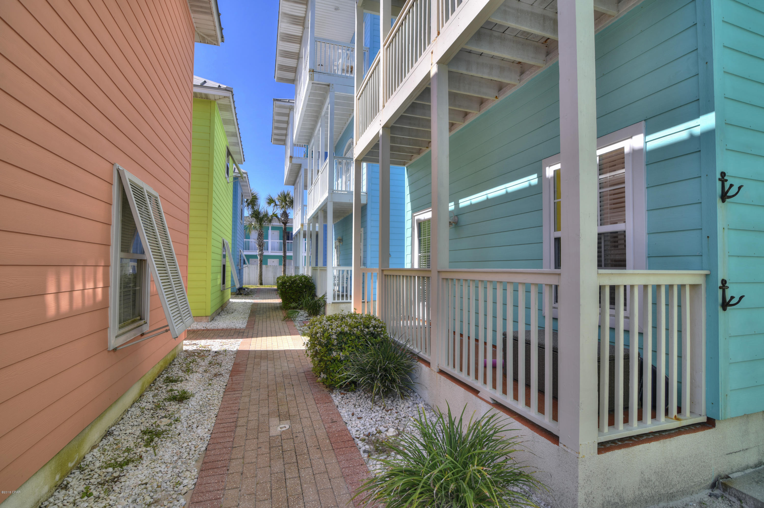 Summer Towne Cottage Condo Ph II - Residential