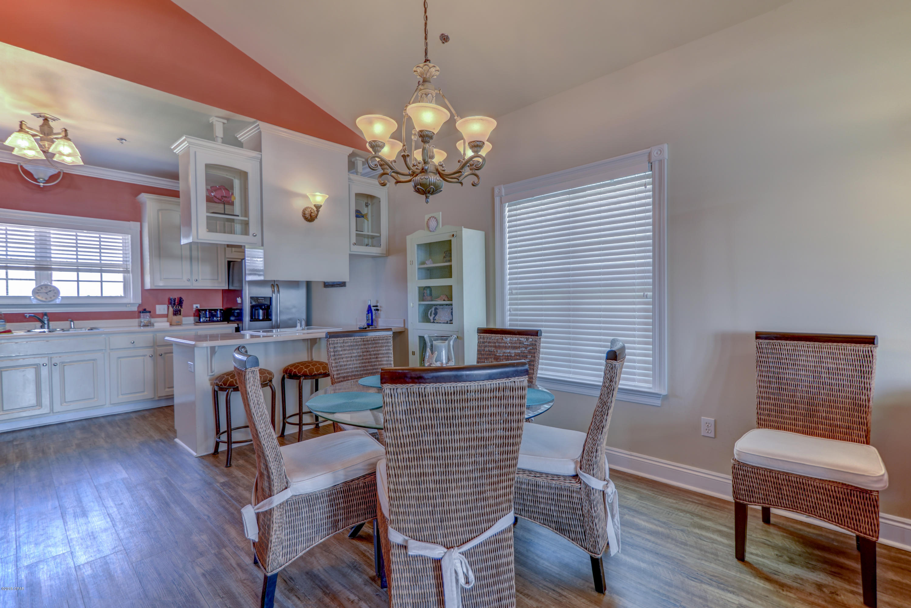 Summer Towne Cottage Condo Ph II - Residential